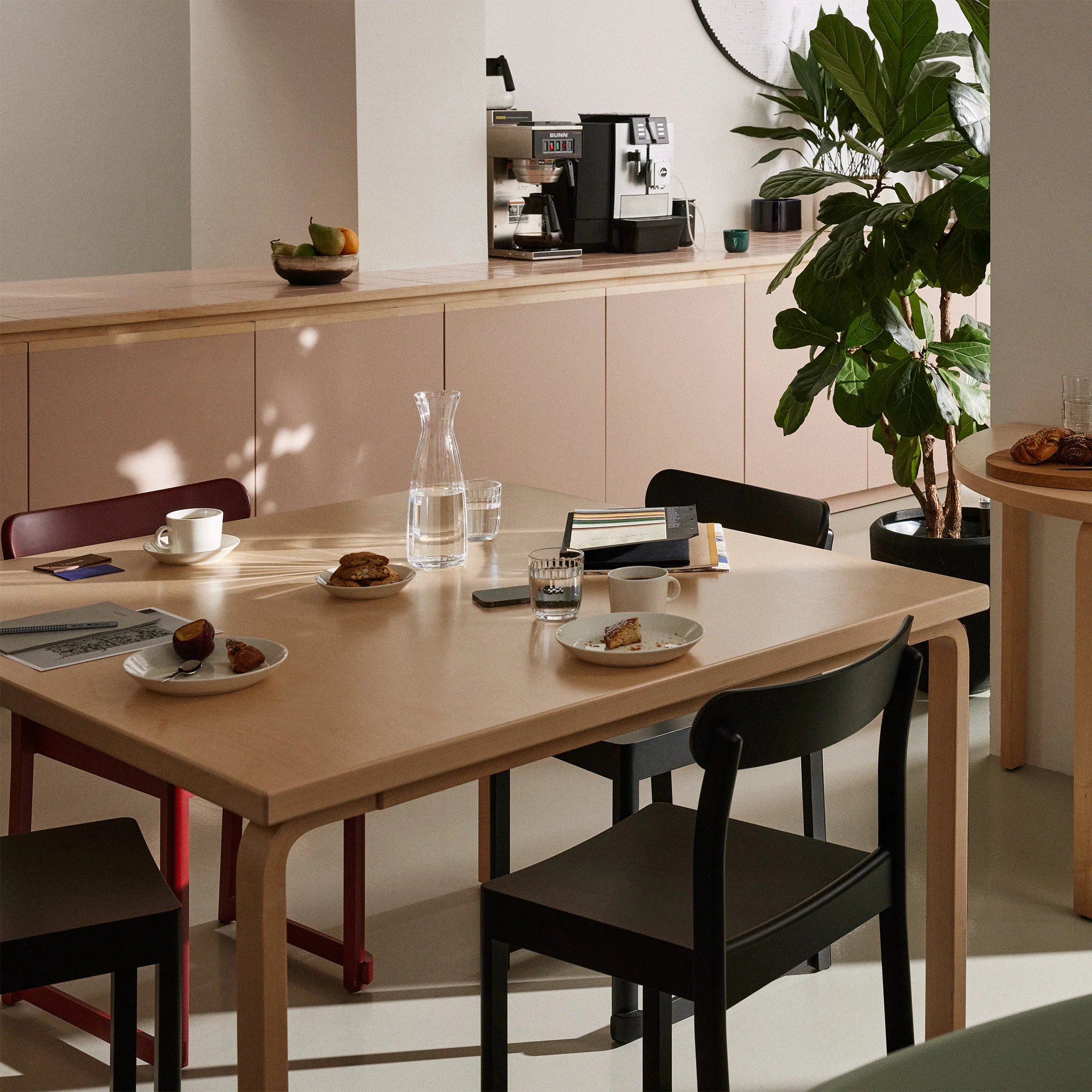 Aalto Table Square by Artek - Image 7