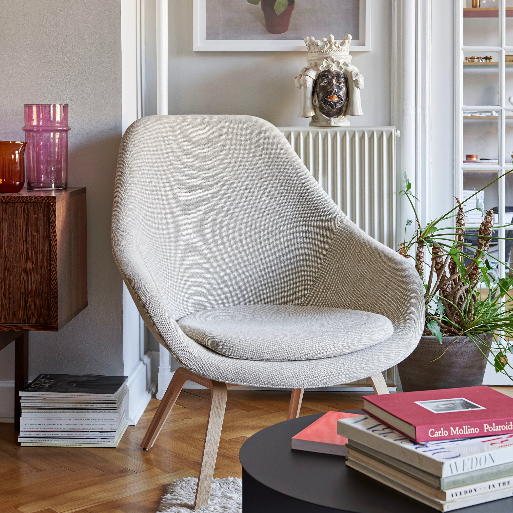 About a Lounge Chair AAL 93 by Hay - Image 2