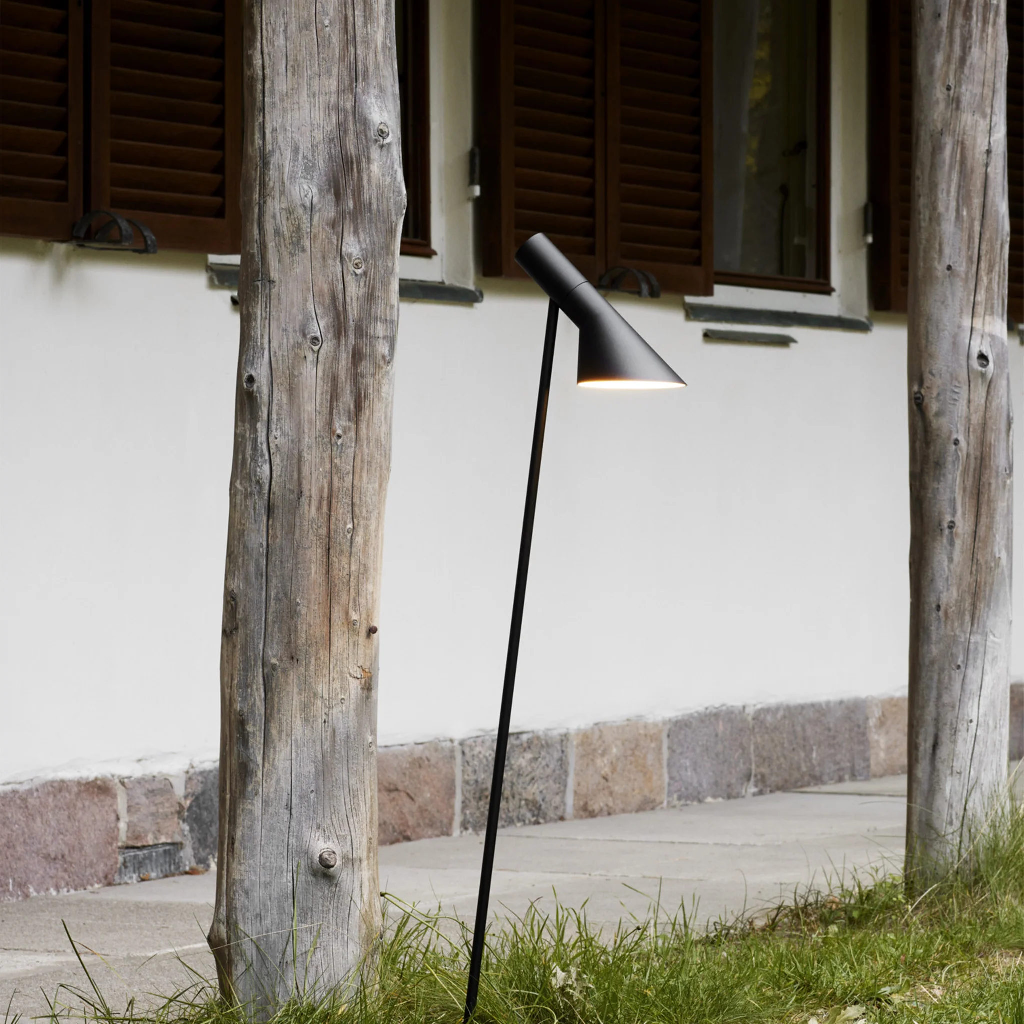 AJ Garden Lamp By Arne Jacobsen for Louis Poulsen - Image 2