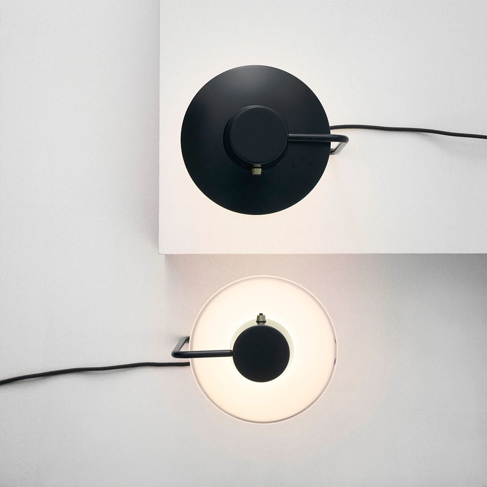 AJ Oxford Table Lamp By Arne Jacobsen for Louis Poulsen - Image 2