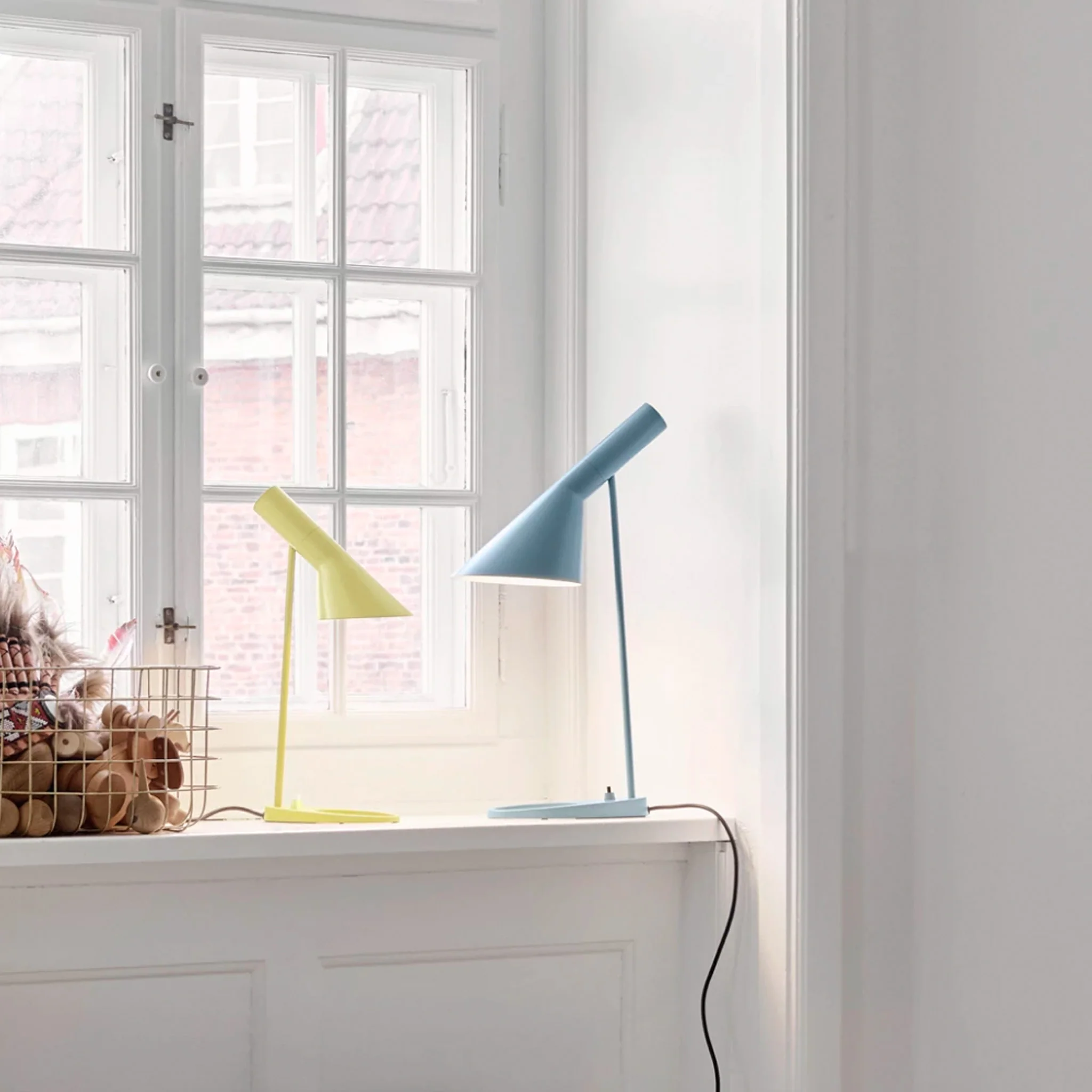 AJ Table Lamp by Louis Poulsen - Image 14