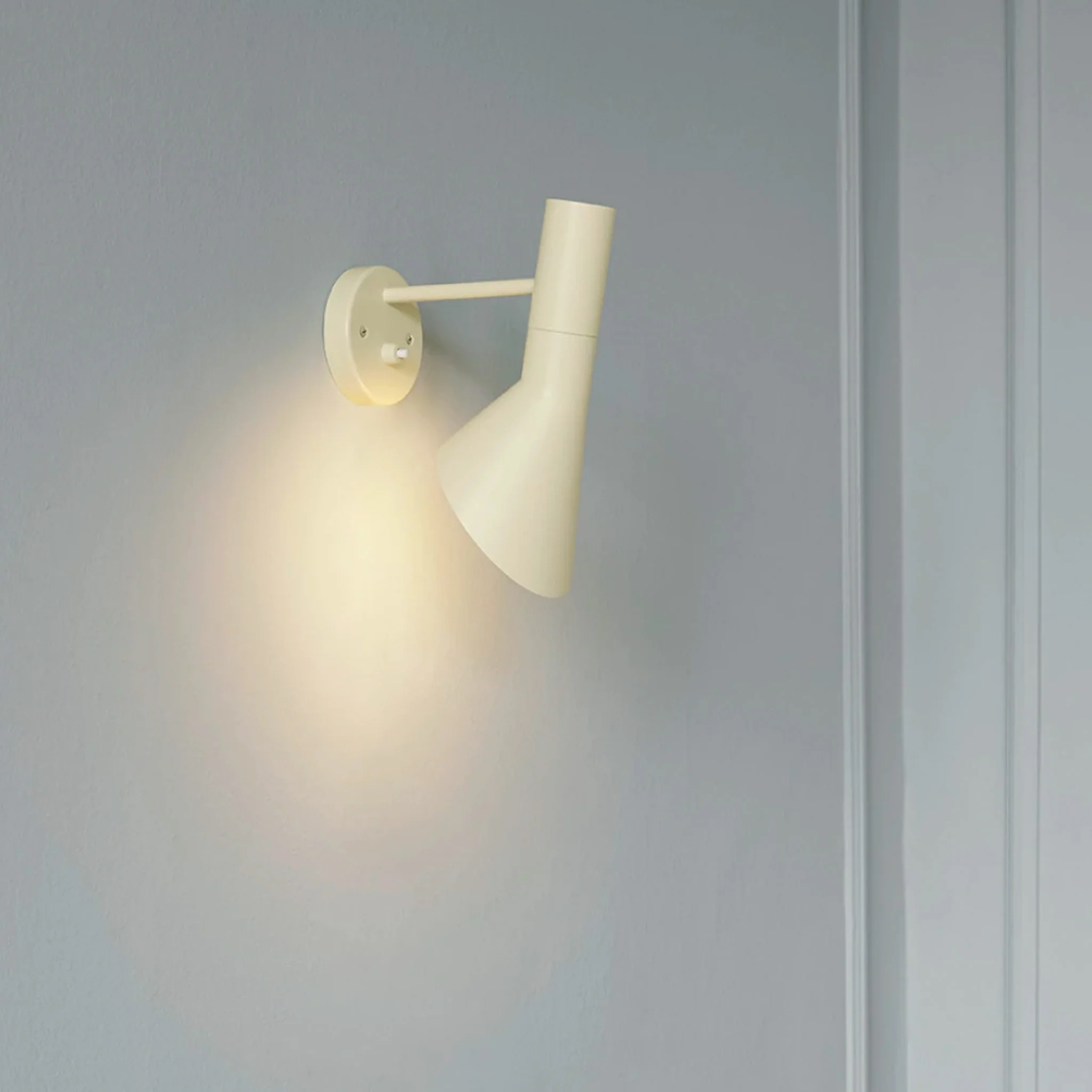 AJ Wall Lamp by Louis Poulsen - Image 7