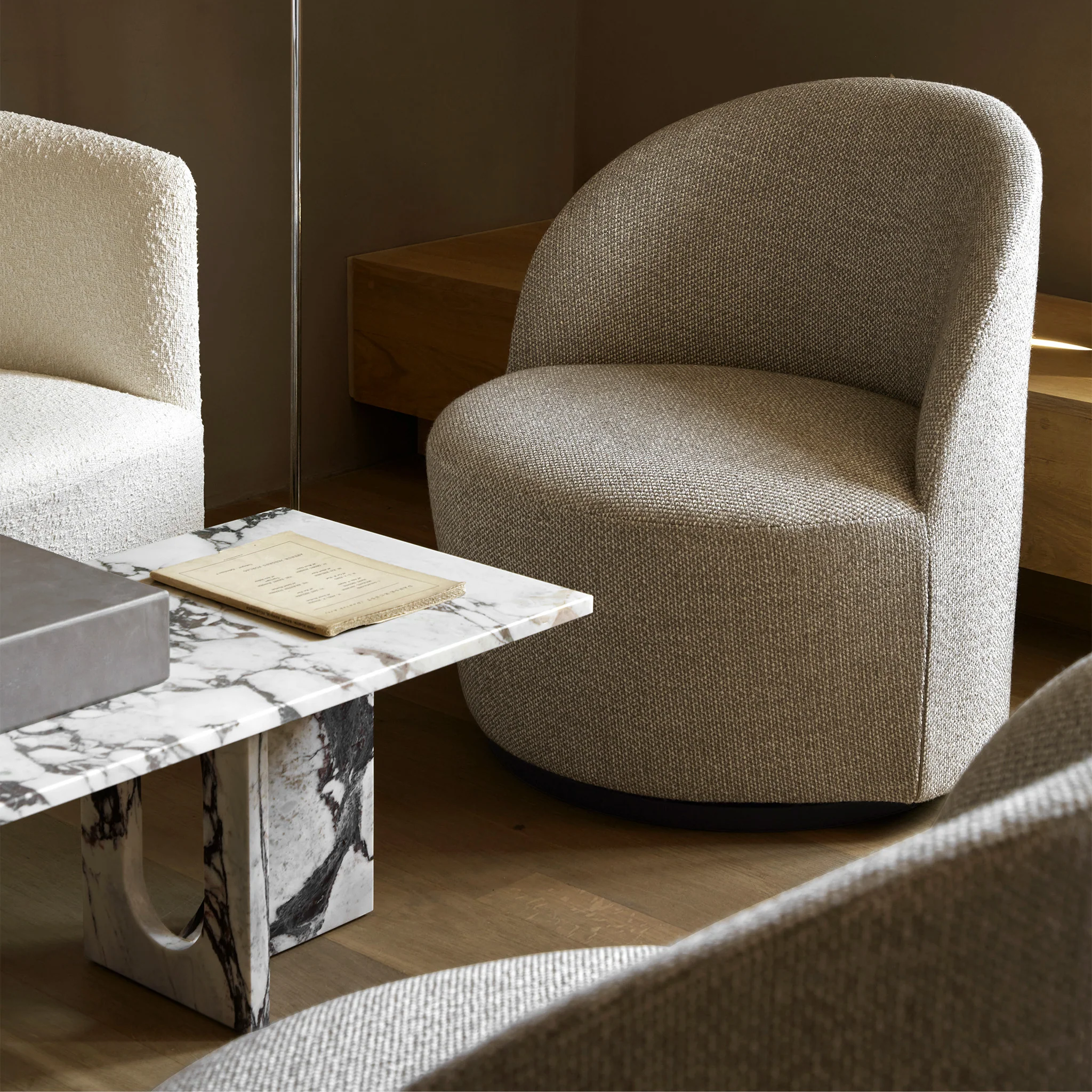 Androgyne Lounge Table - Marble by Danielle Siggerud - Image 7