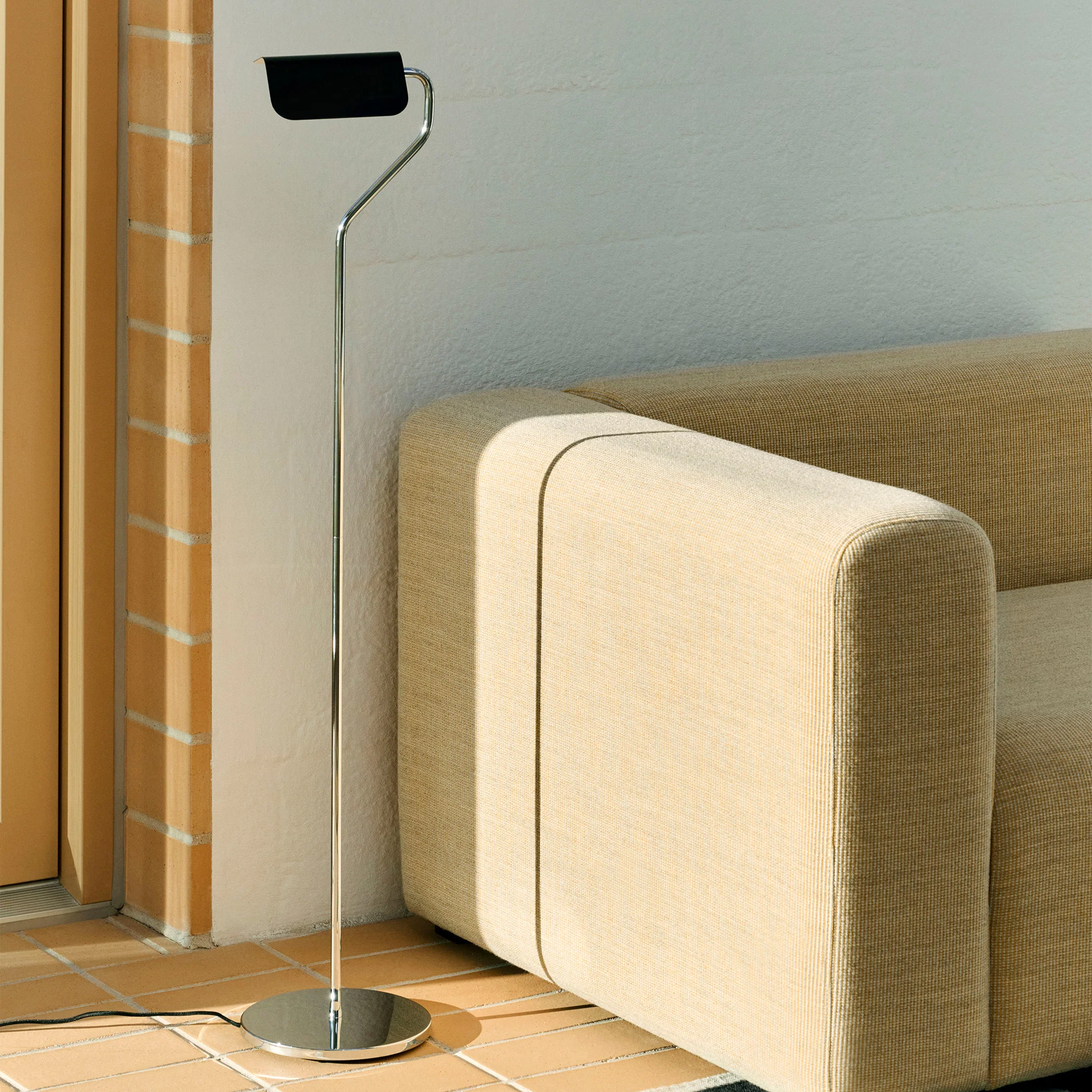 Apex Floor Lamp - Image 10