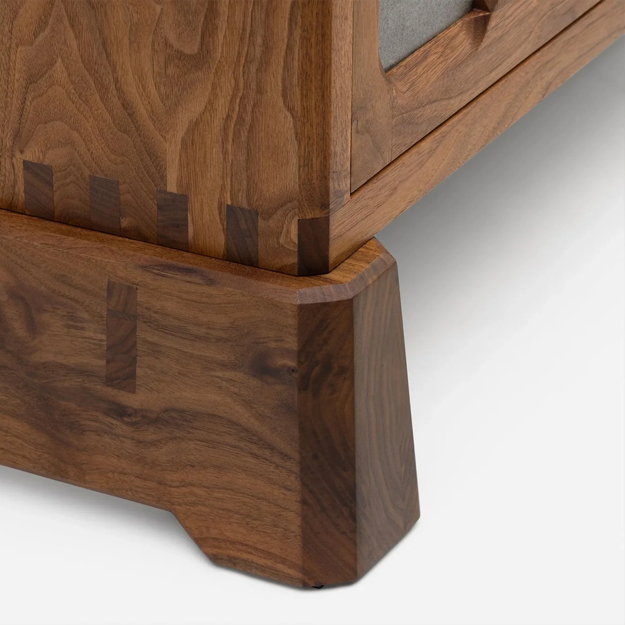 Arts and Crafts 4 Unit Sideboard - Image 4