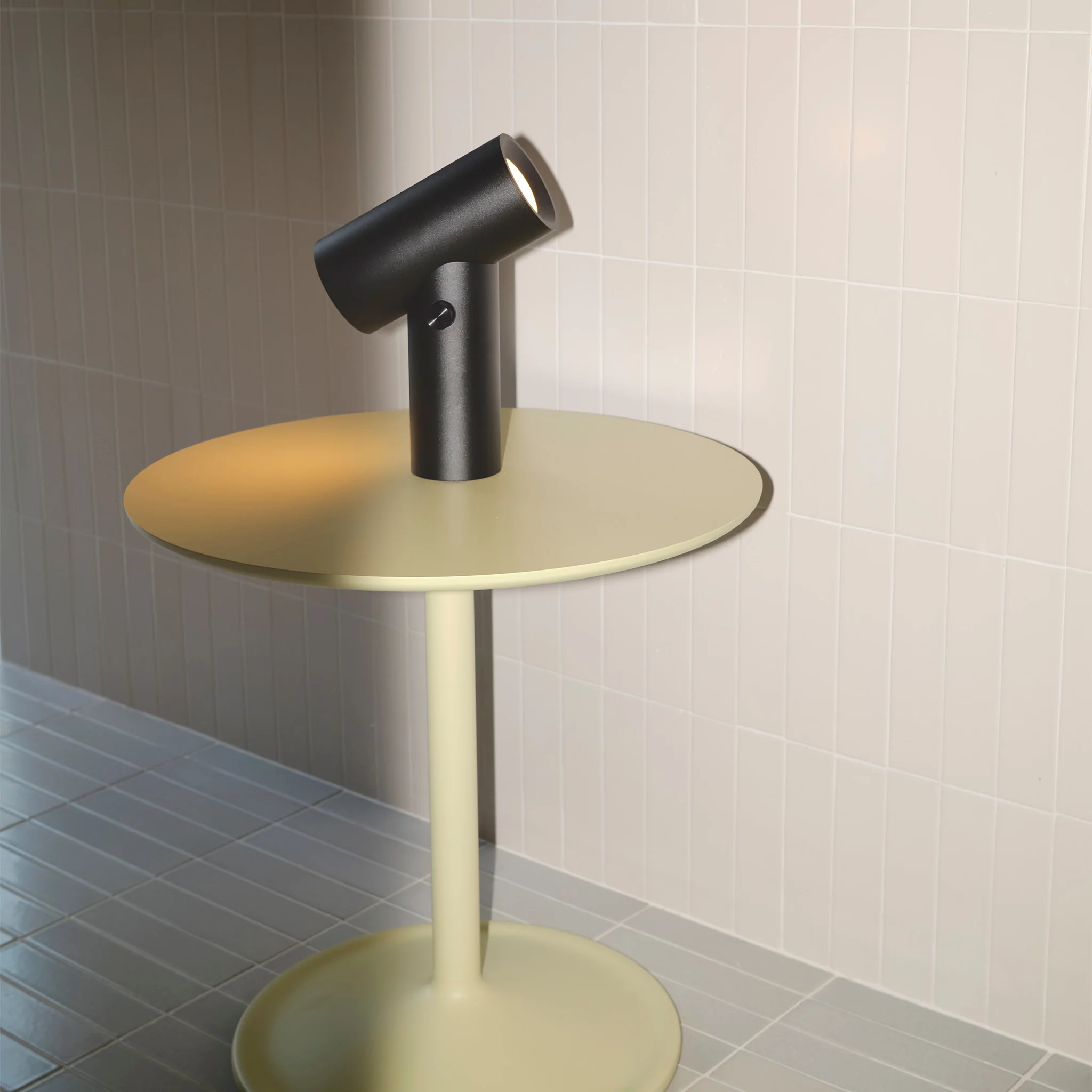 Beam Portable Table Lamp by Muuto - Image 6
