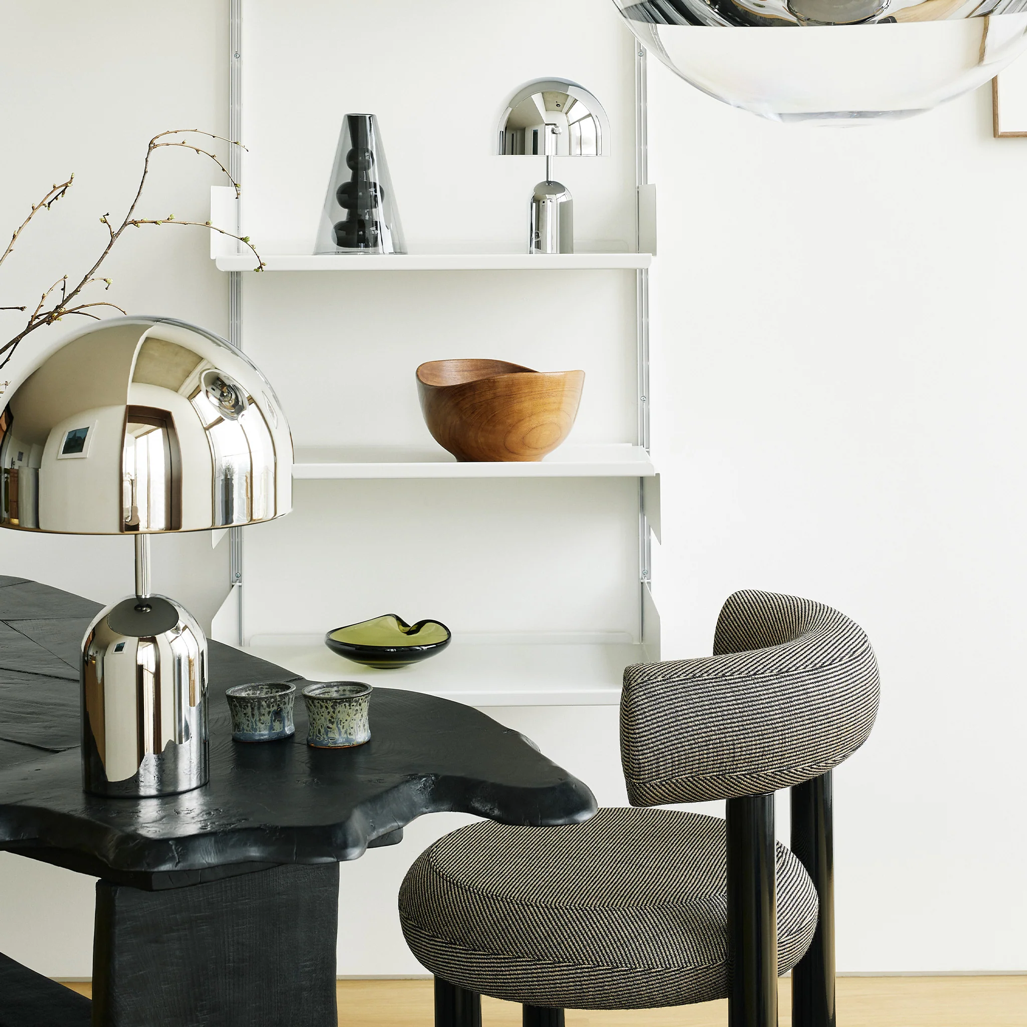 Bell Table Lamp Metallic by Tom Dixon - Image 8