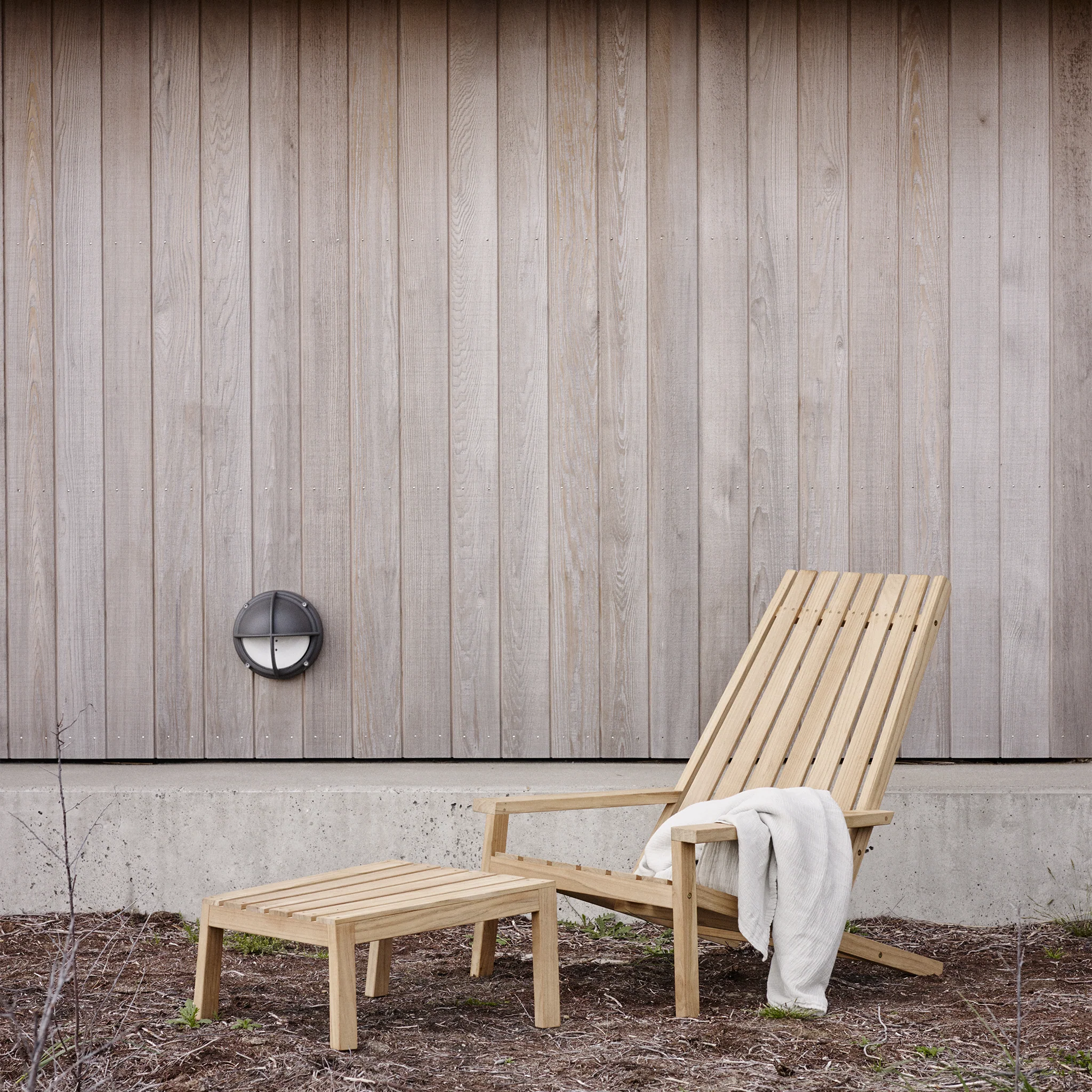 Between Lines Deck Chair by Skagerak - Image 3