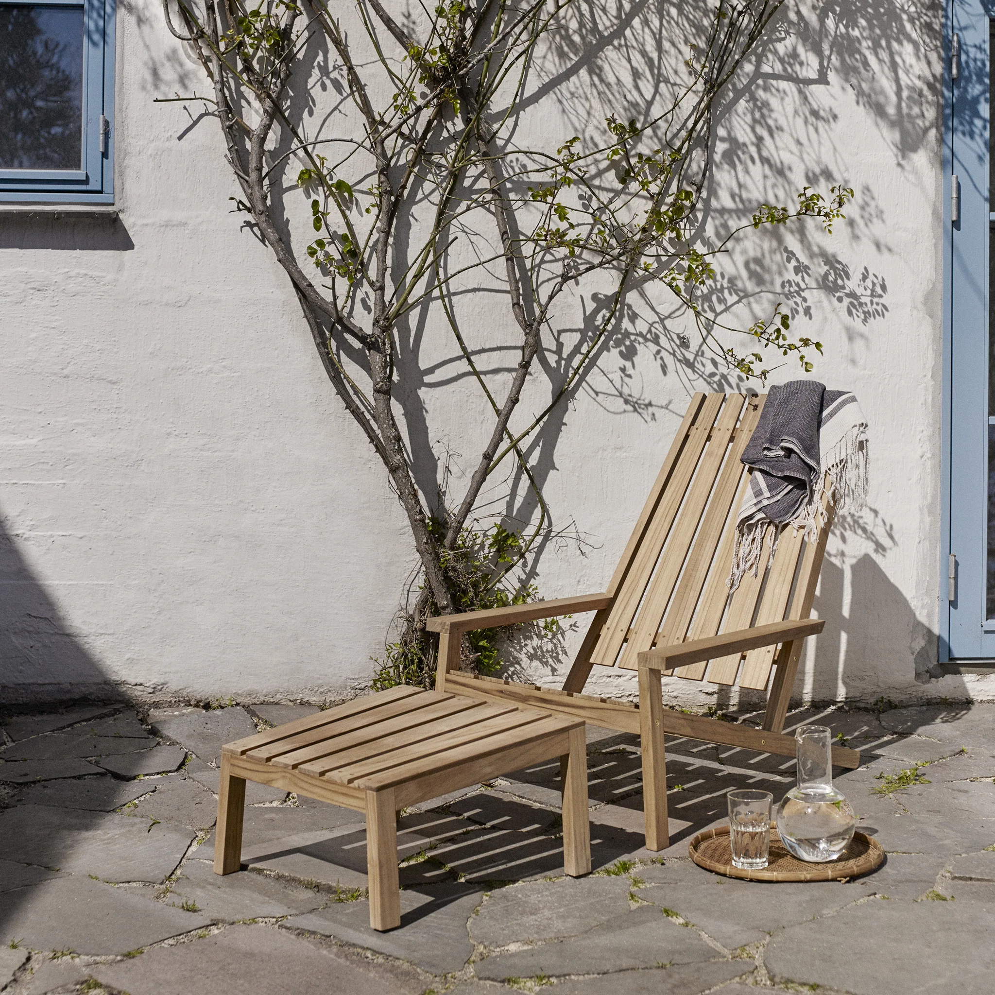 Between Lines Deck Chair by Skagerak - Image 6
