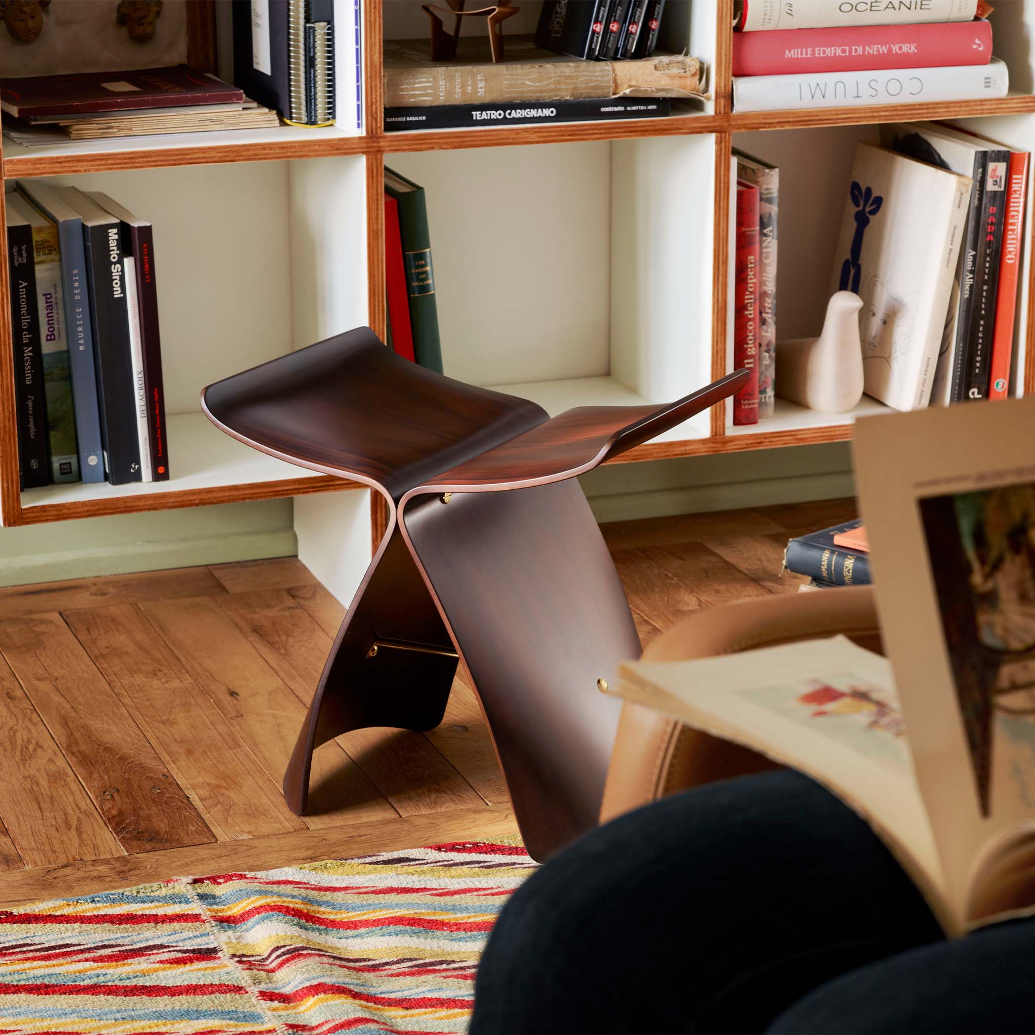 Butterfly Stool by Vitra - Image 5