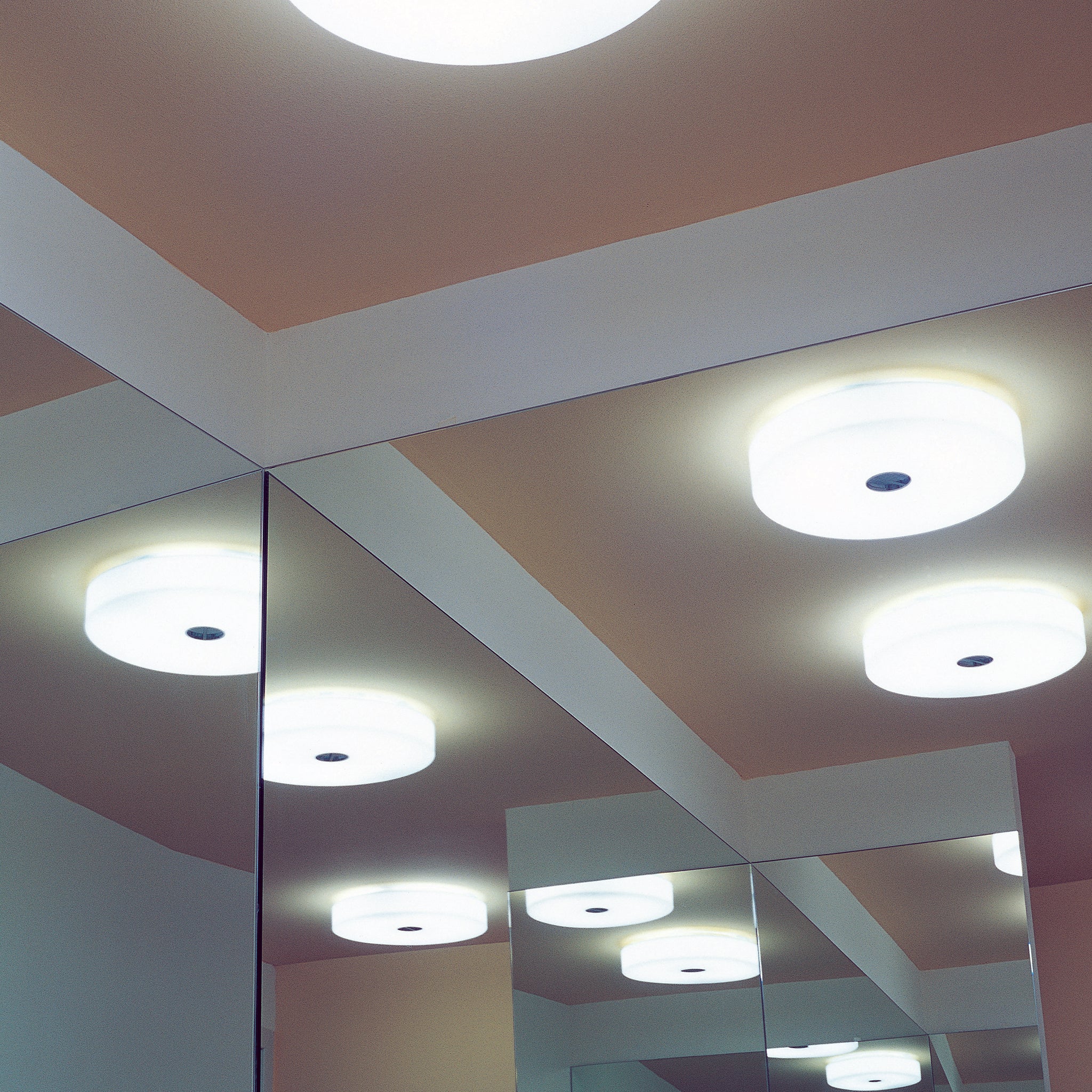 Button Wall Lamp by Piero Lissoni for Flos - Image 4