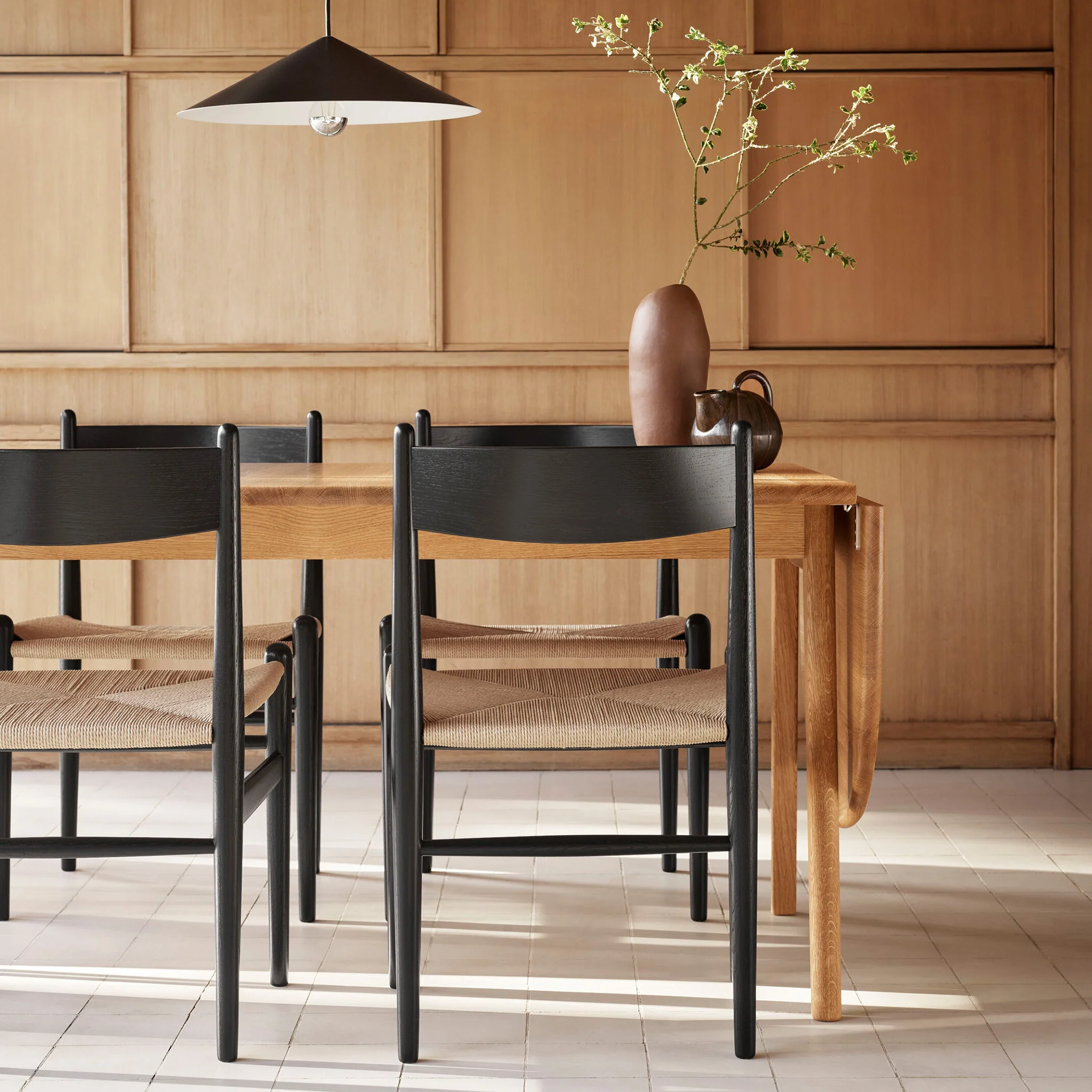 CH006 Dining Table by Carl Hansen & Søn - Image 9