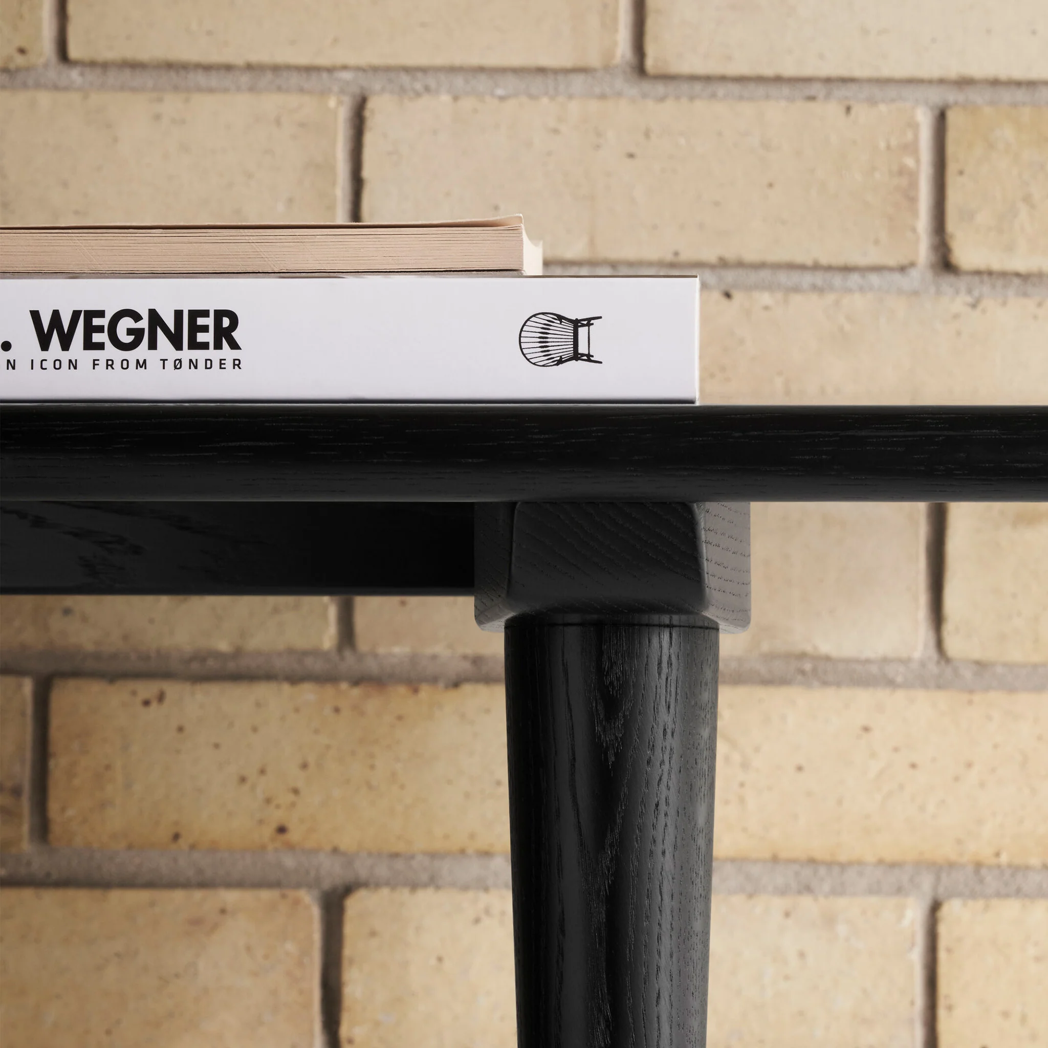CH011 Coffee Table by Carl Hansen & Søn - Image 4