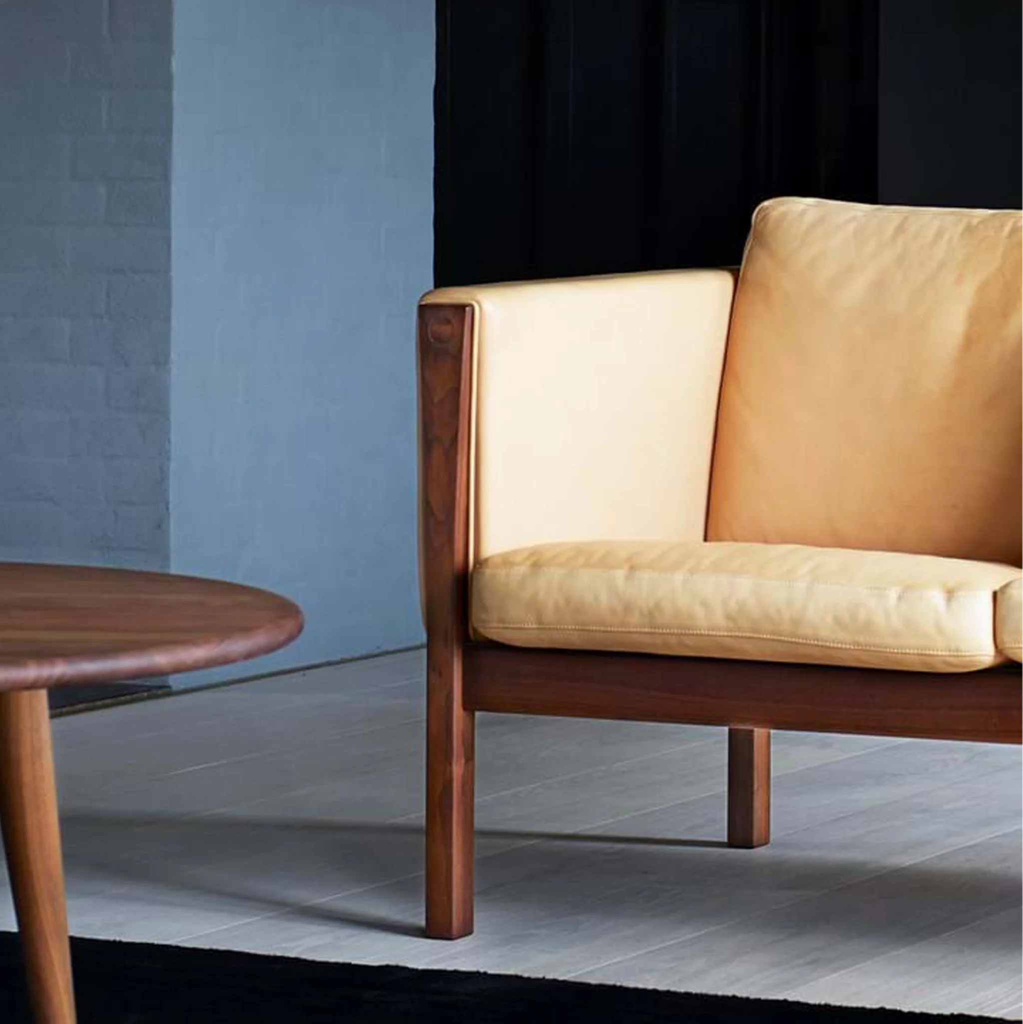 CH162 Sofa by Carl Hansen & Søn - Image 6