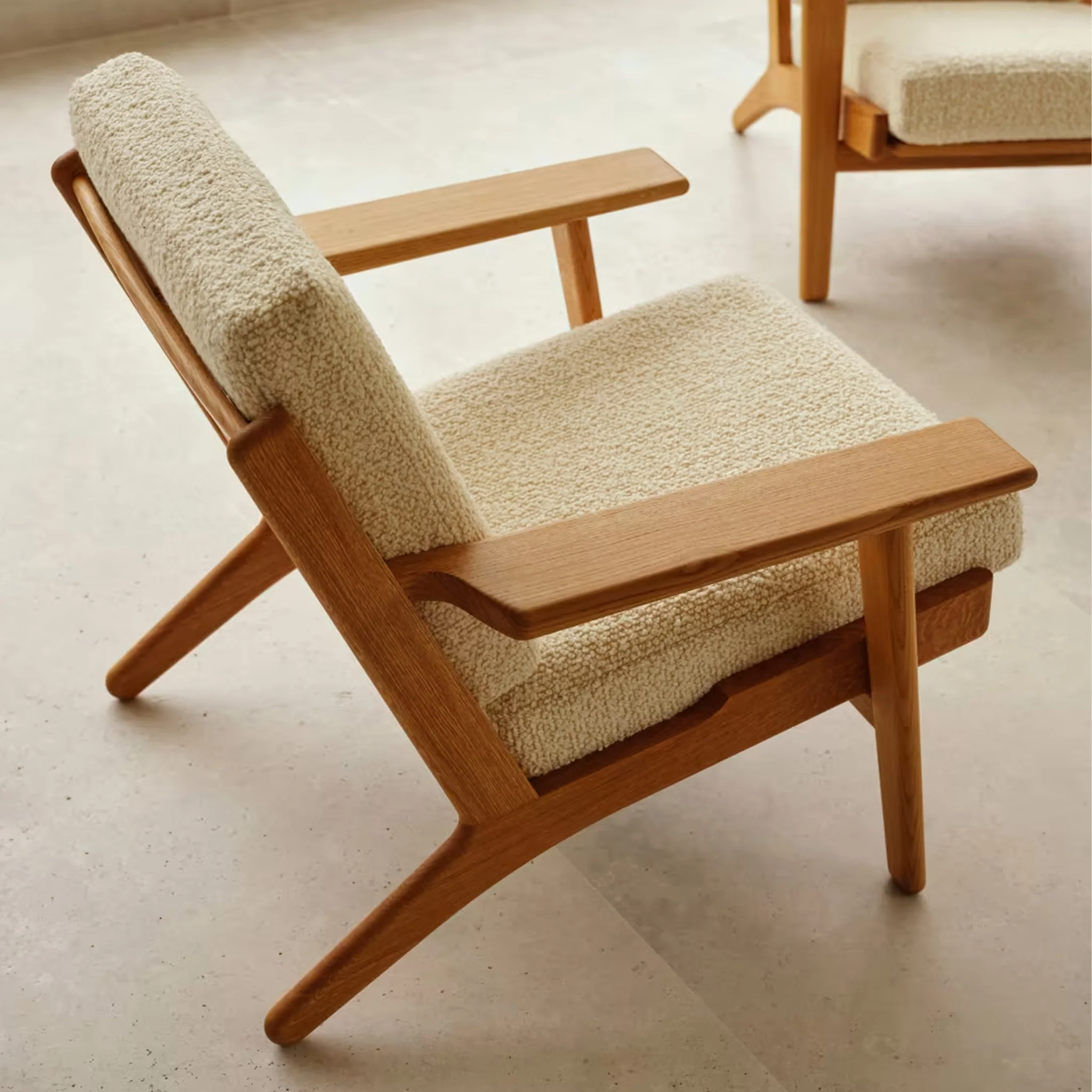 CH290 Low Lounge Chair - Image 7