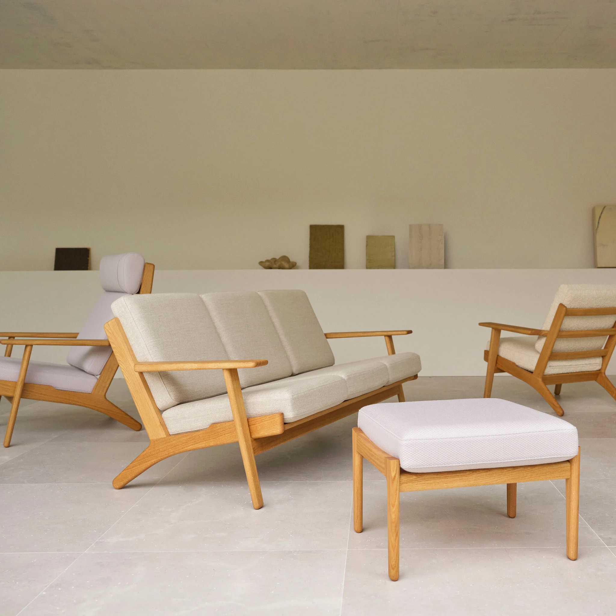 CH293 3 Seater Sofa - Image 7
