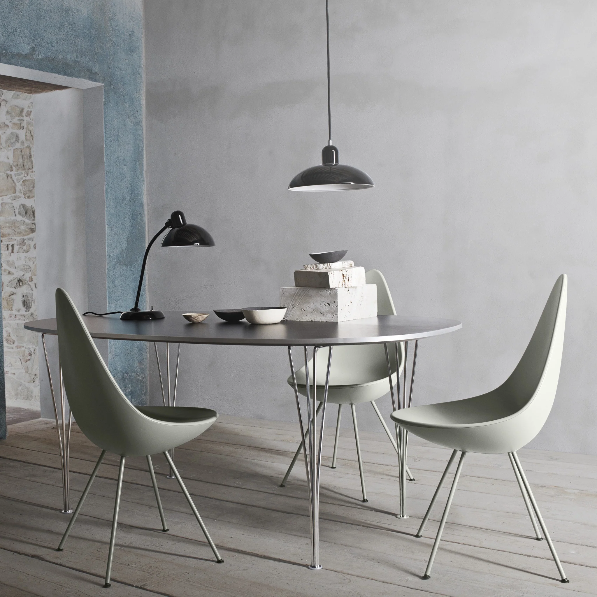 Drop Chair 3110 by Fritz Hansen - Image 3