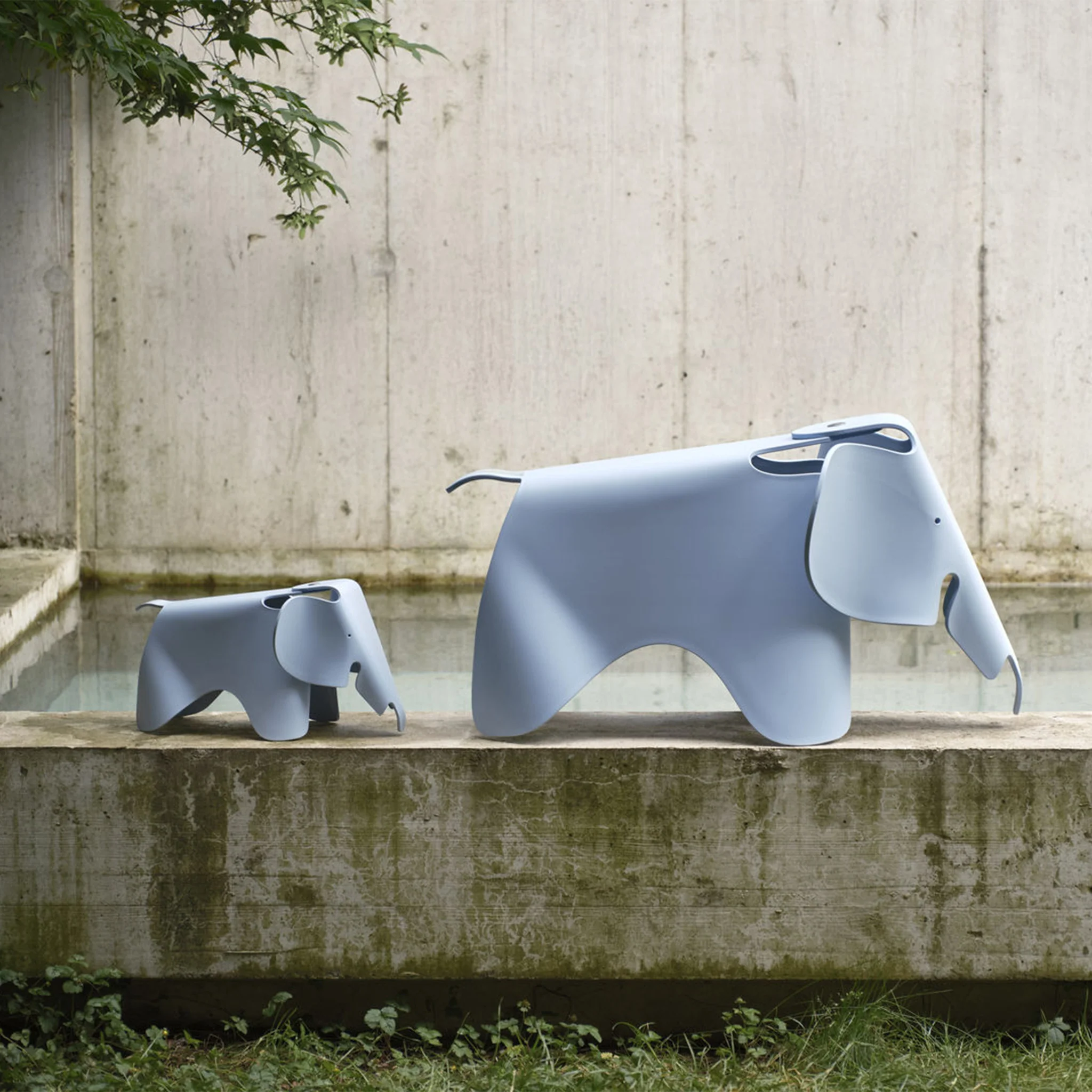 Eames Elephant RE by Charles and Ray Eames - Image 11