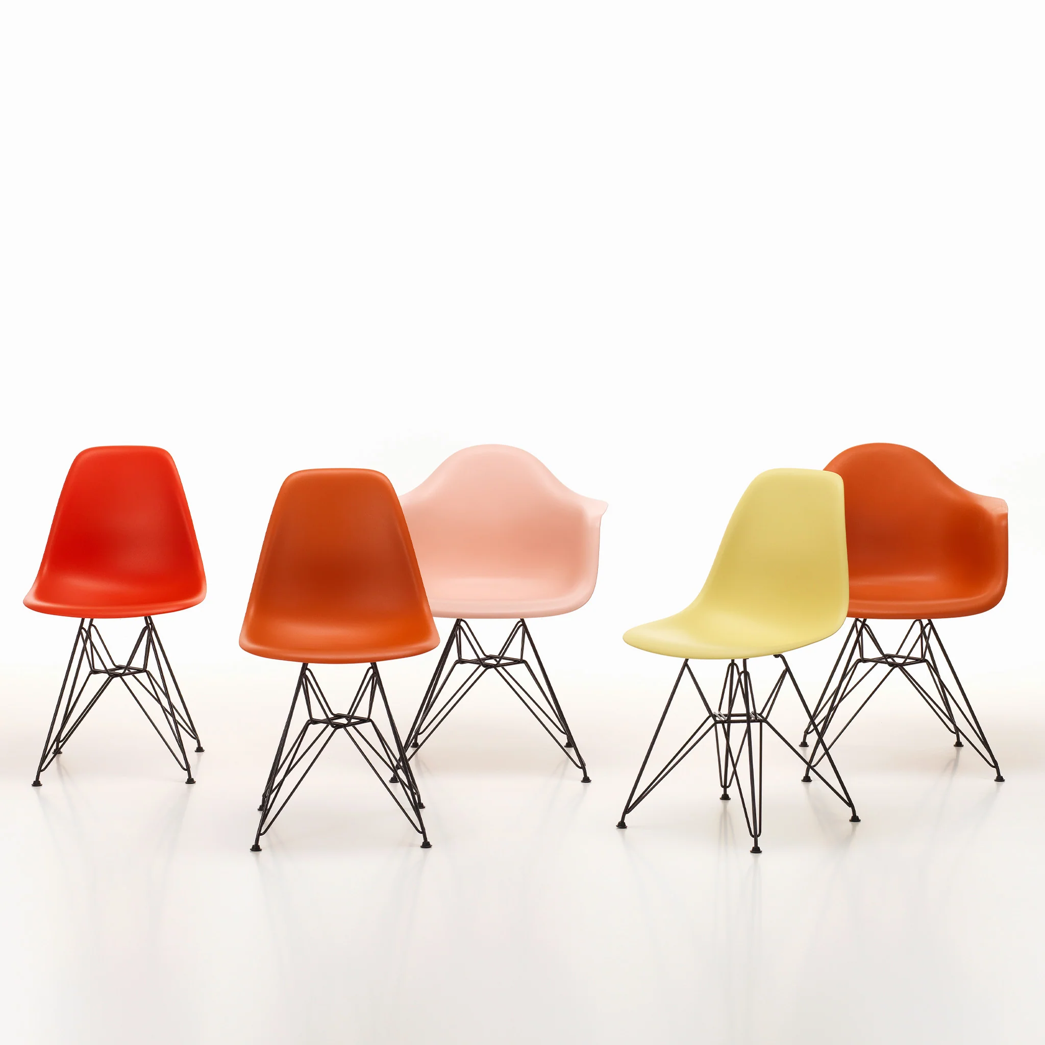 Eames Plastic Side Chair RE DSR - Image 4