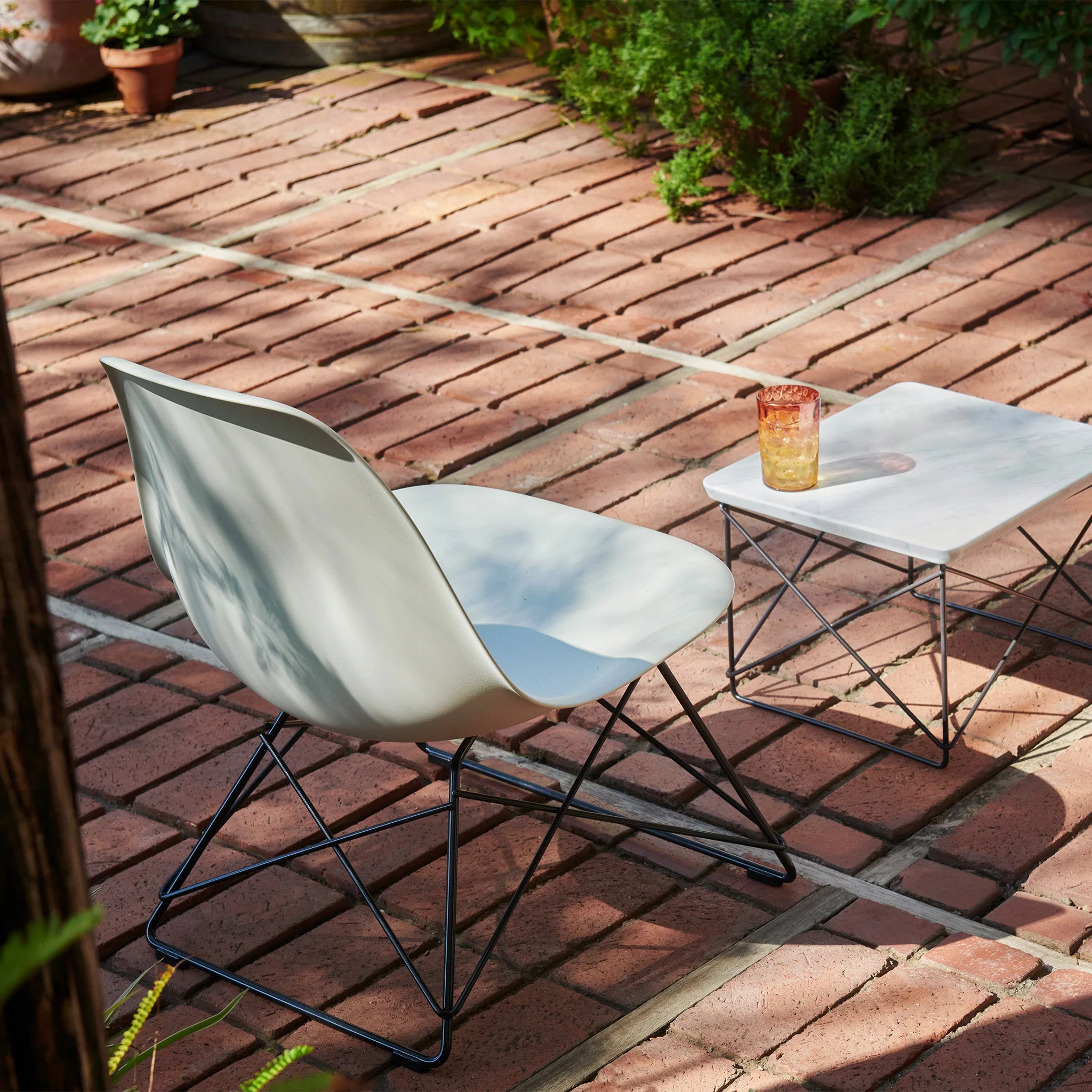 Eames Plastic Side Chair RE LSR - Image 4