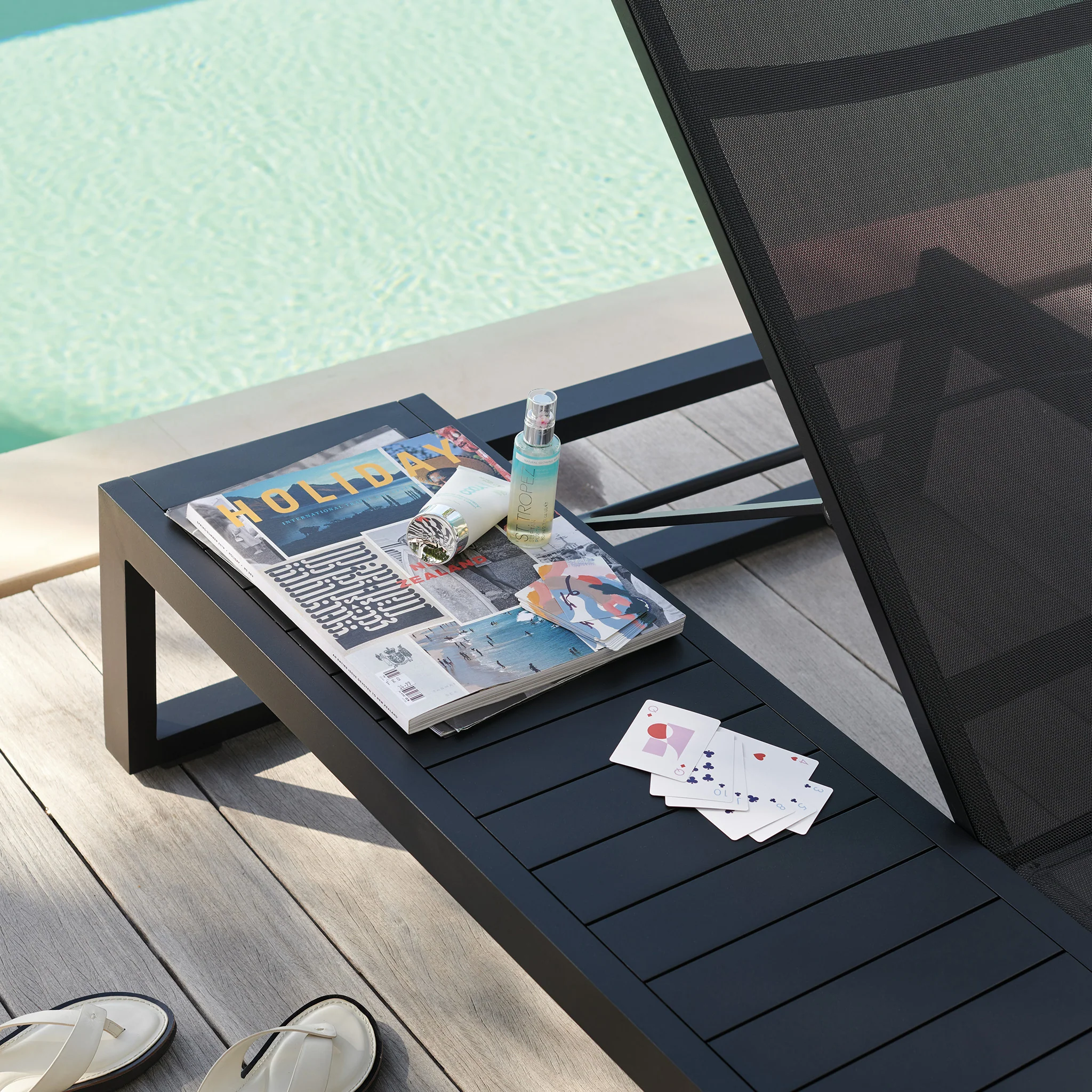 Eos Platform Lounger by Case - Image 2