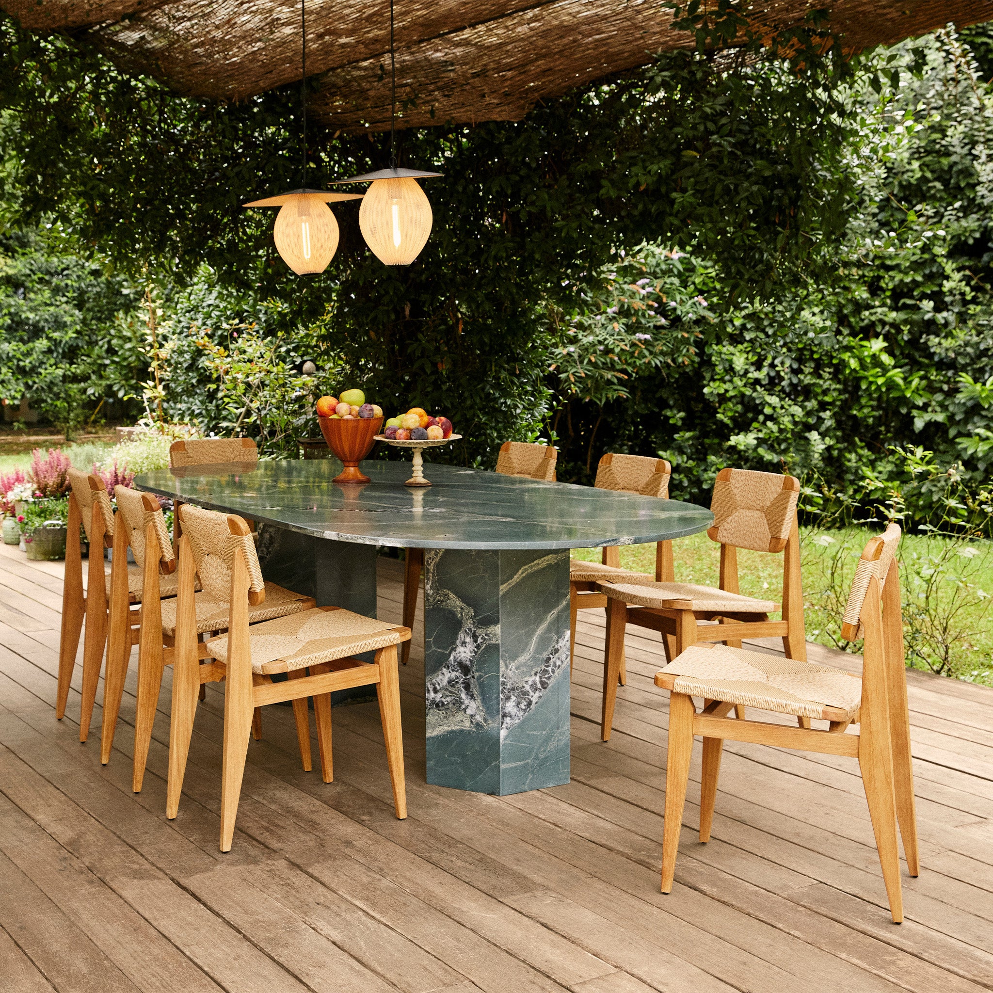 Epic Dining Table Elliptical by Gubi - Image 9