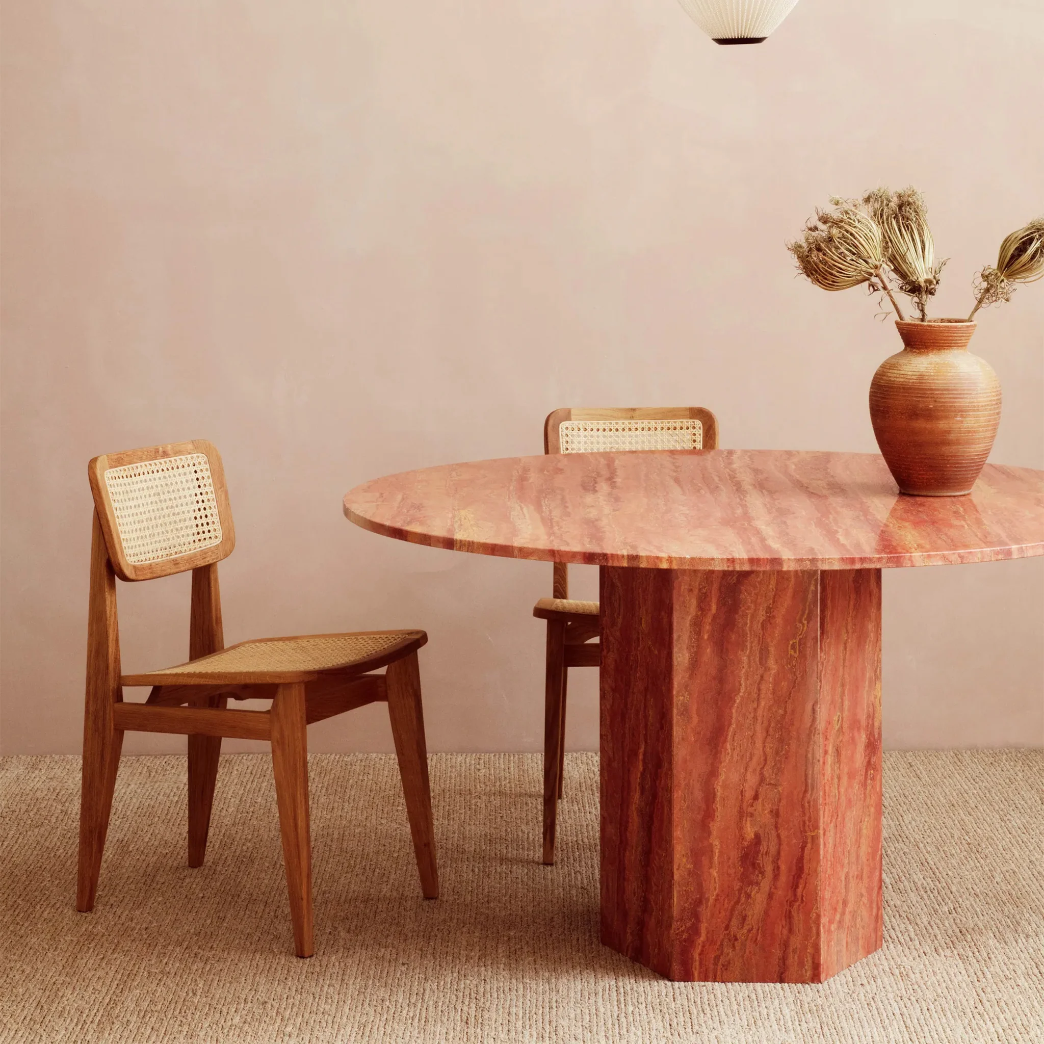 Epic Dining Table Round by Gubi - Image 4