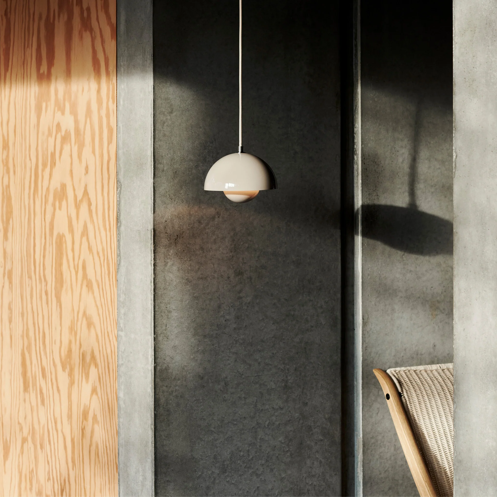 Flowerpot Pendant VP10 by &Tradition - Image 23
