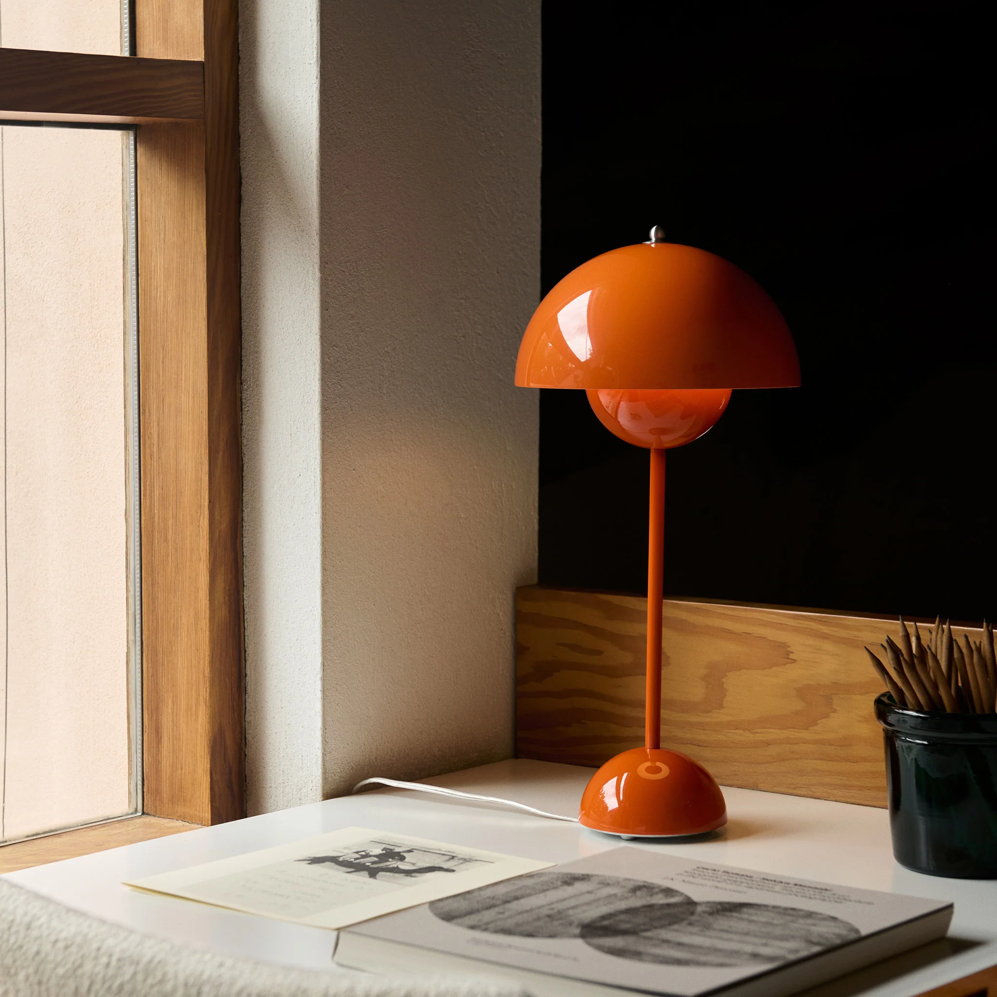 Flowerpot Table Lamp VP3 by &Tradition - Image 7