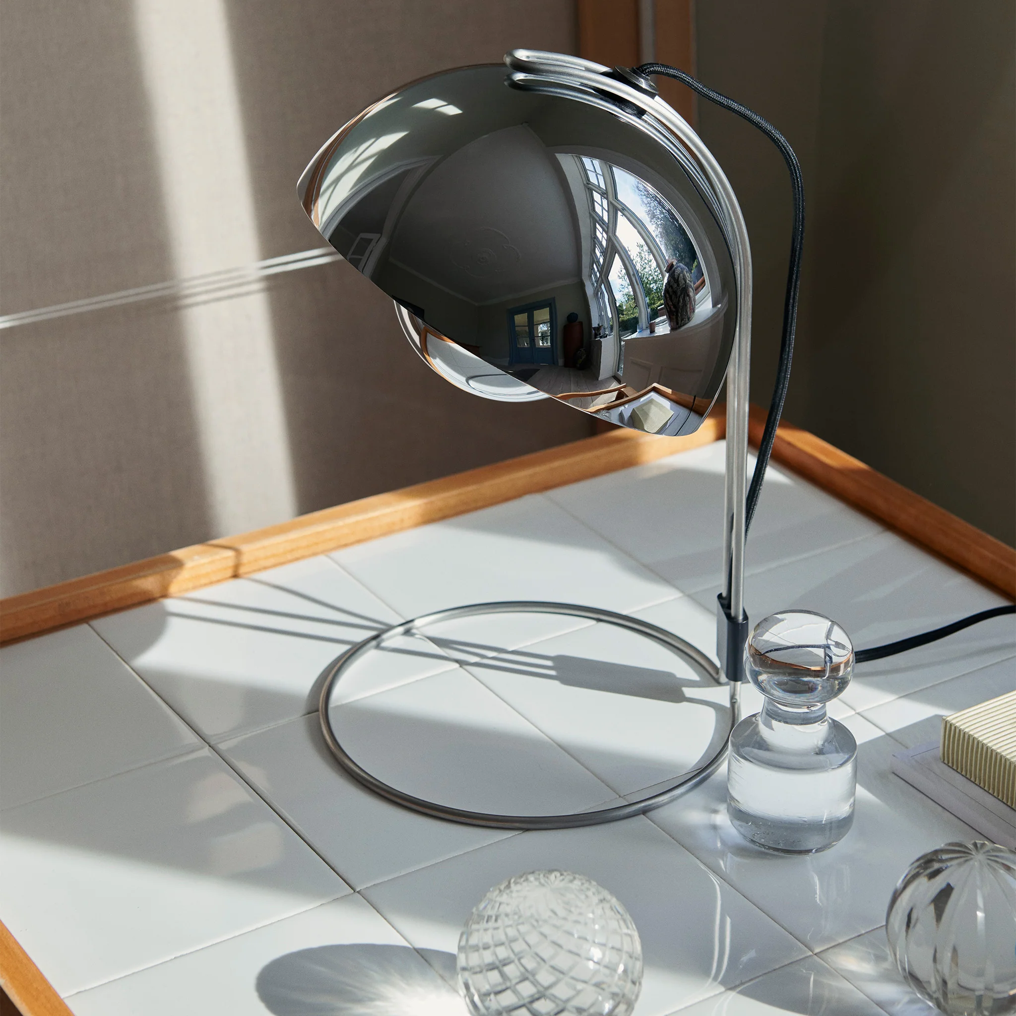 Flowerpot Table Lamp VP4 by &Tradition - Image 6