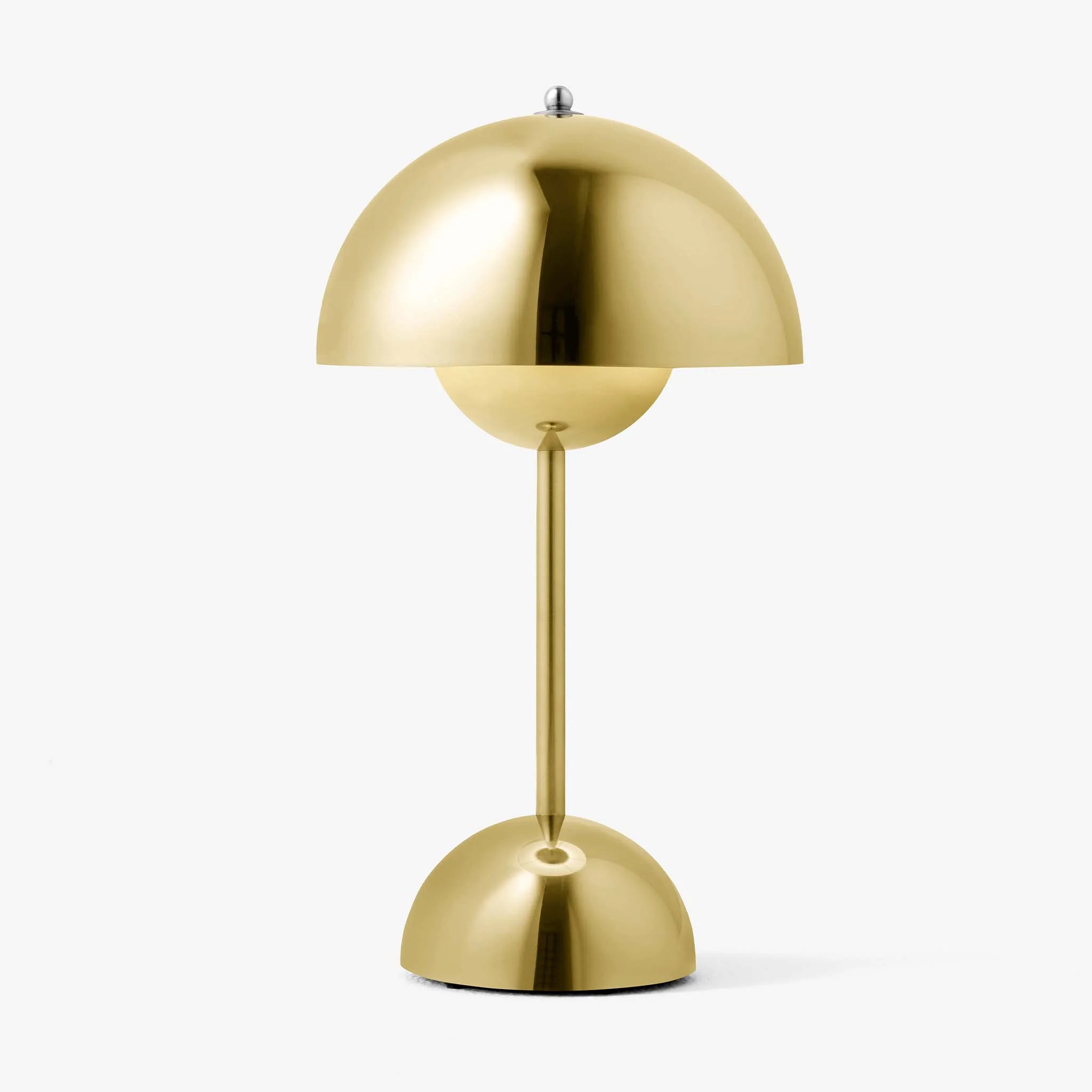 Flowerpot VP9 Portable Lamp by Verner Panton for &Tradition - Image 19