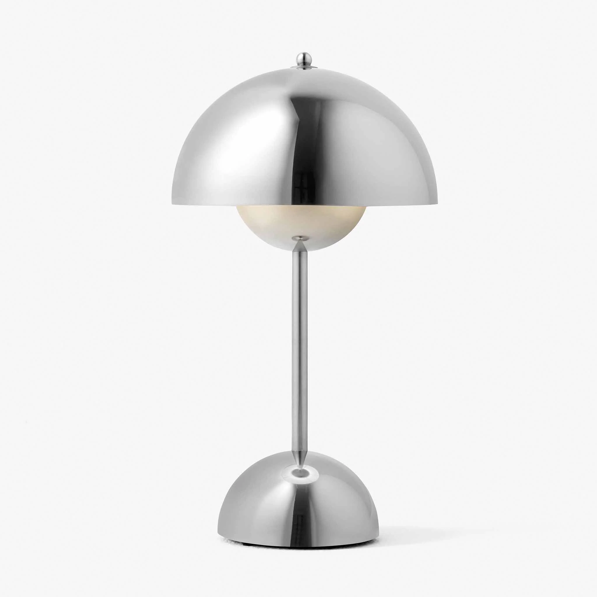 Flowerpot VP9 Portable Lamp by Verner Panton for &Tradition - Image 20