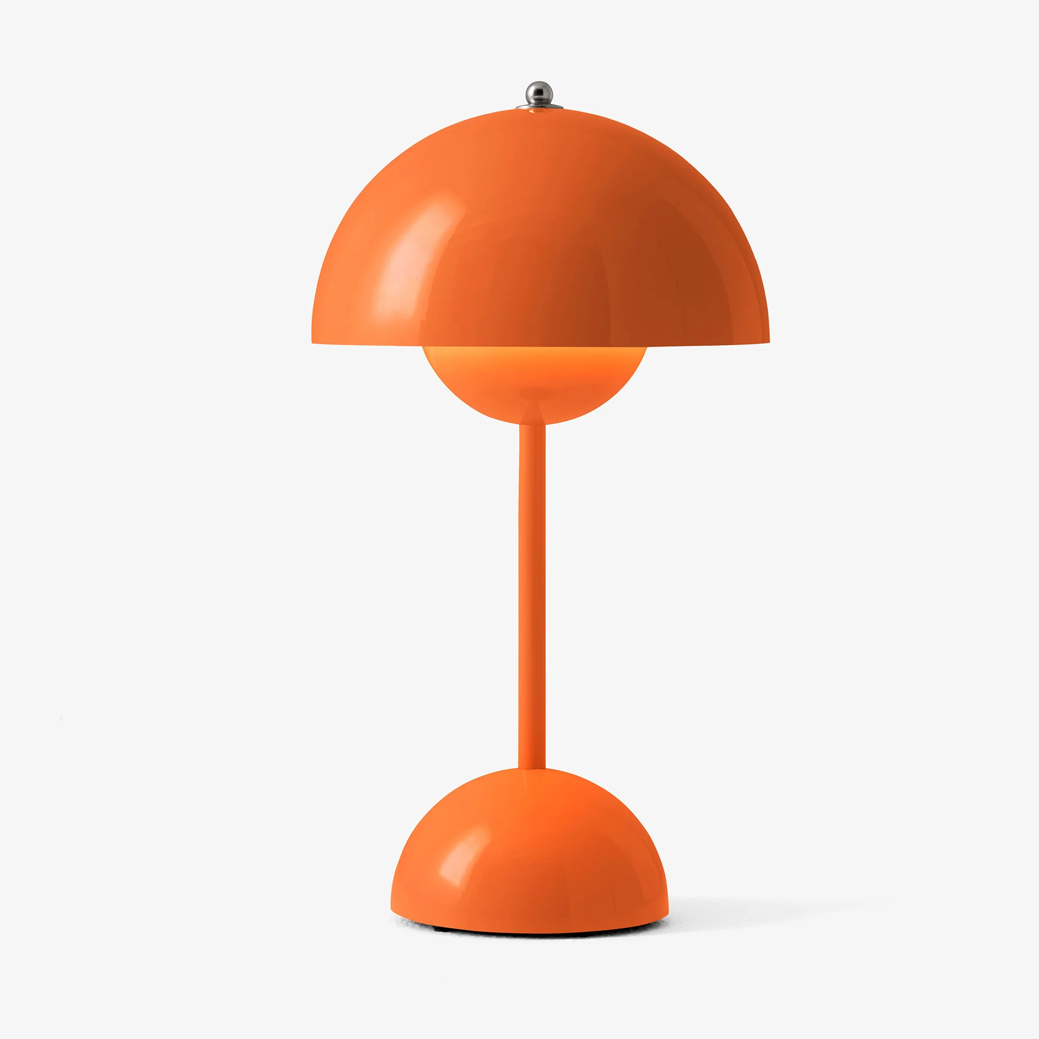 Flowerpot VP9 Portable Lamp by Verner Panton for &Tradition - Image 23