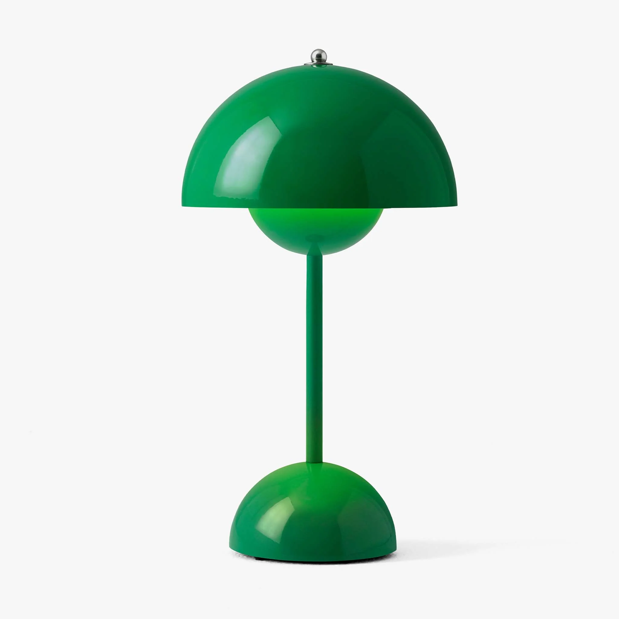 Flowerpot VP9 Portable Lamp by Verner Panton for &Tradition - Image 7