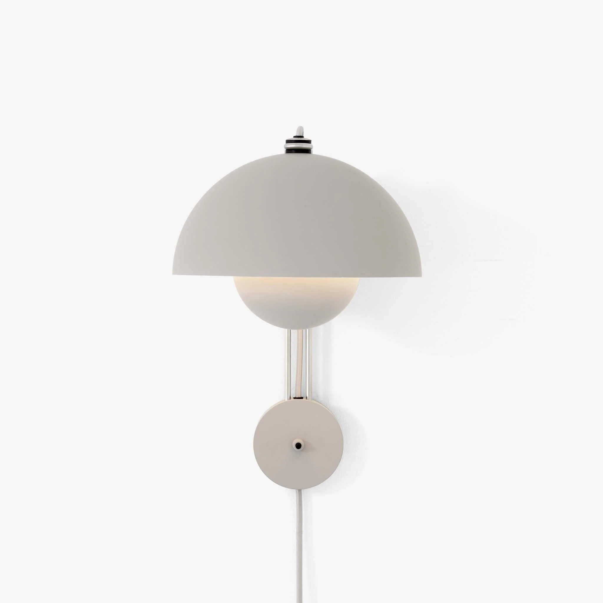 Flowerpot Wall Lamp VP8 by &Tradition - Image 11