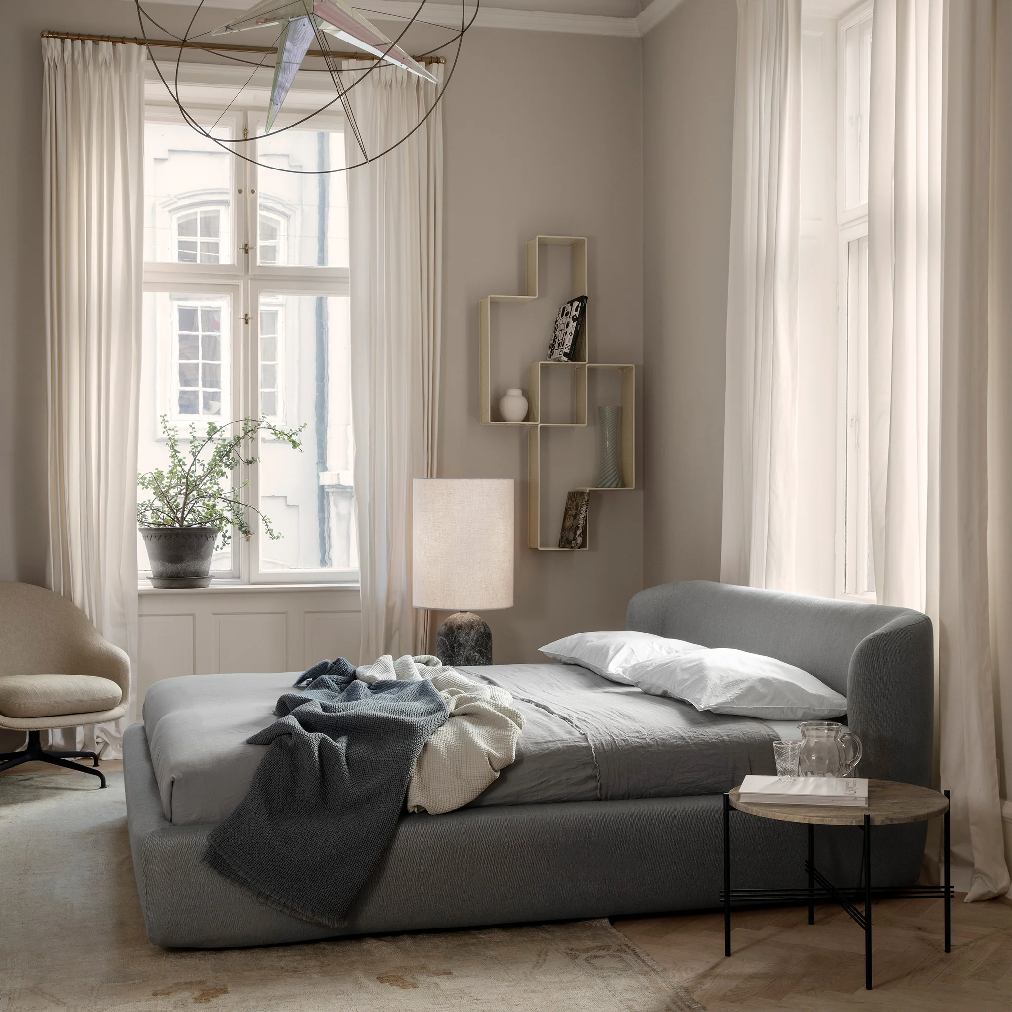 Gravity Floor Lamp XL High by Gubi - Image 9
