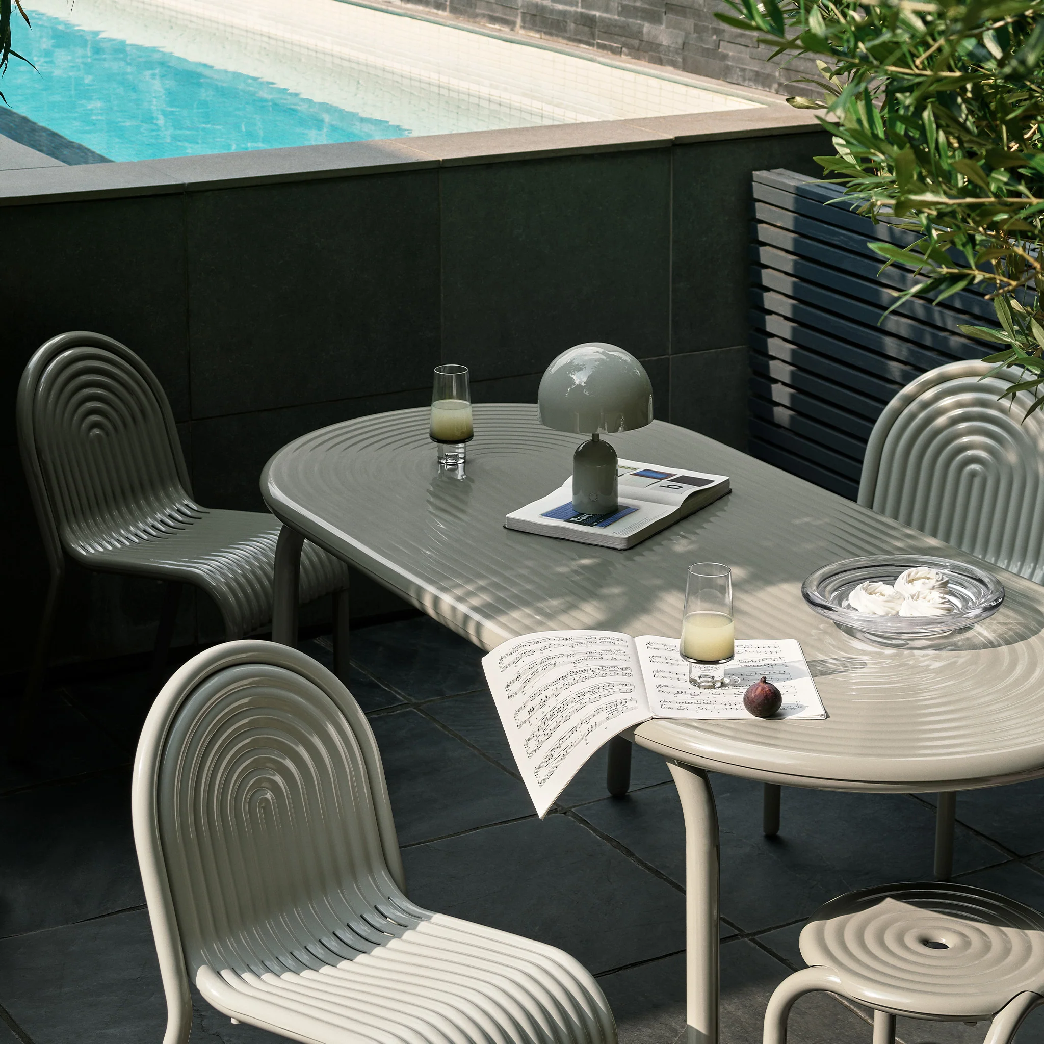 Groove Obround Dining Table by Tom Dixon - Image 8