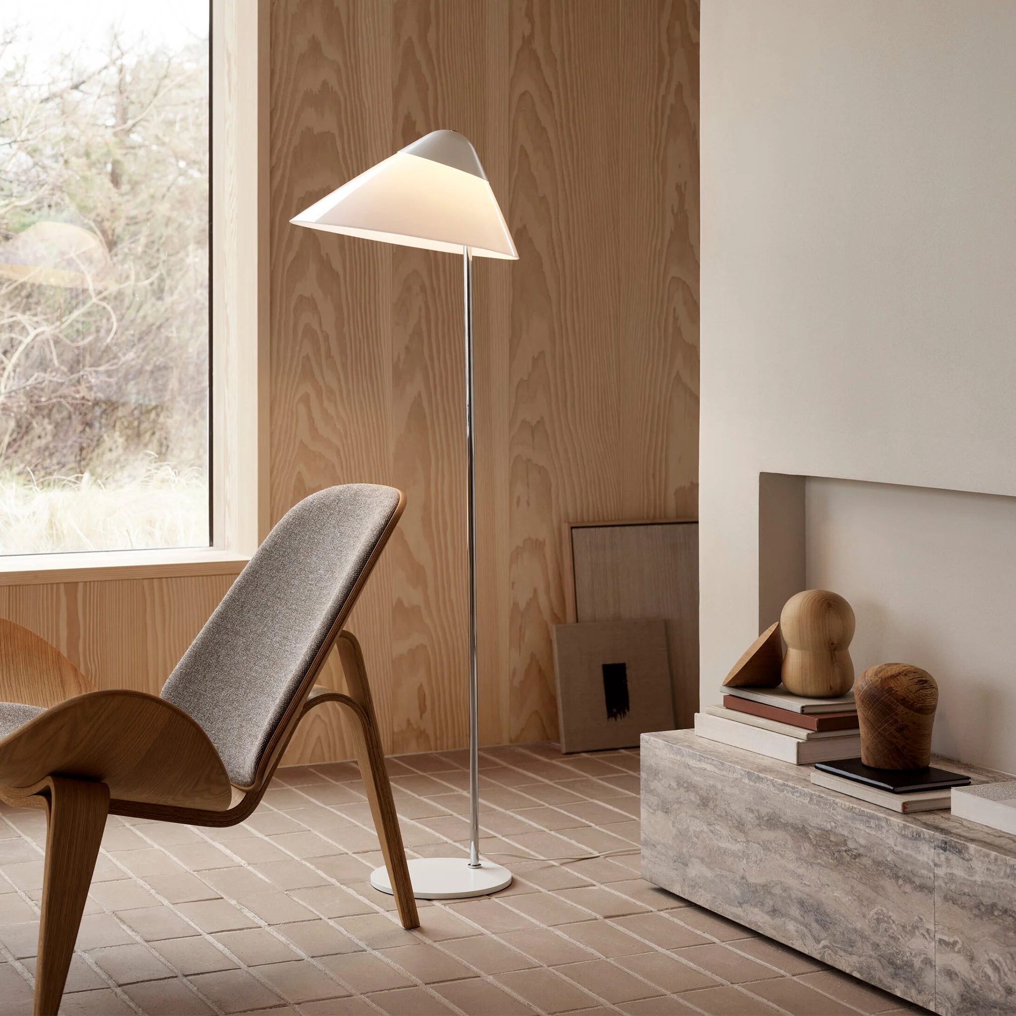 HJWO3 Opala Floor Lamp Midi by Hans J. Wegner - Image 5