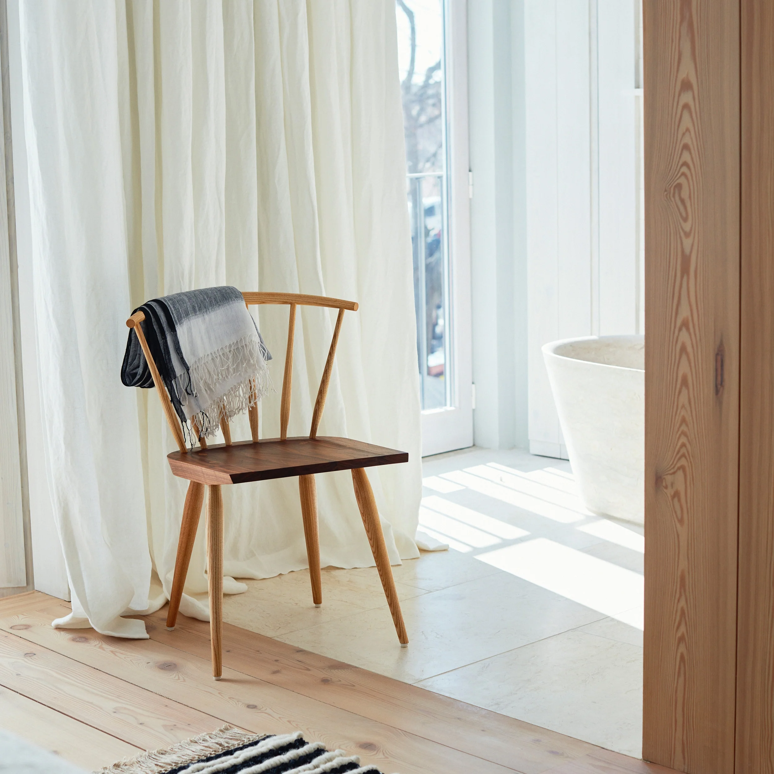 Ibstone Windsor Chair by Matthew Hilton - Image 4