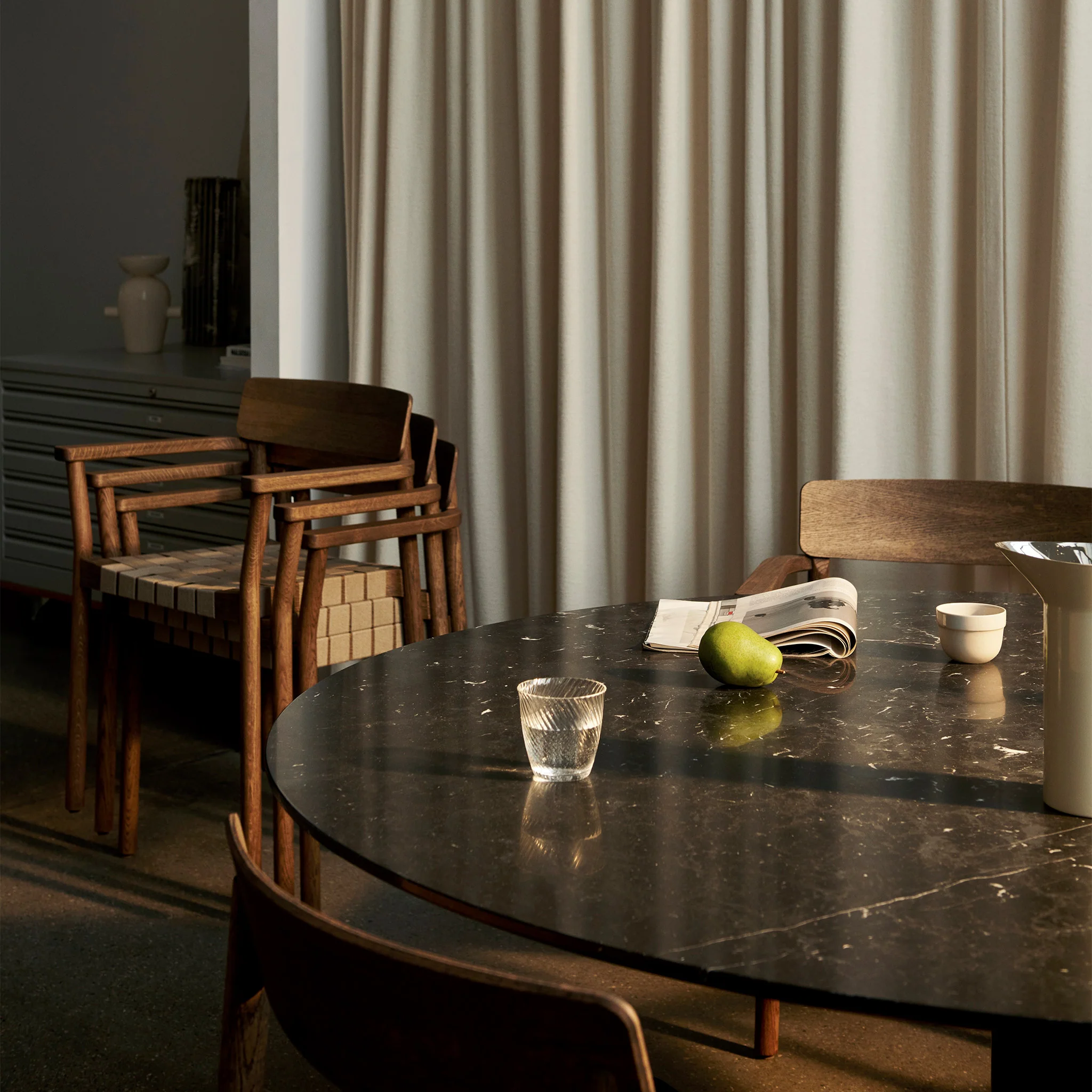 In Between Dining Table SK20 - Image 10