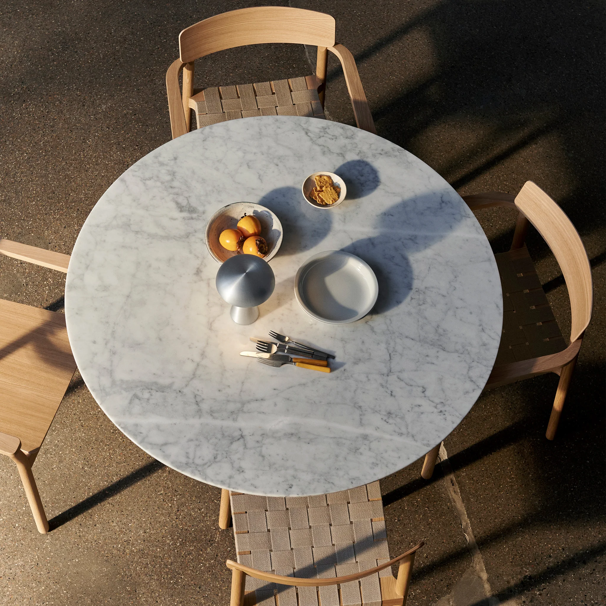 In Between Dining Table SK20 - Image 13