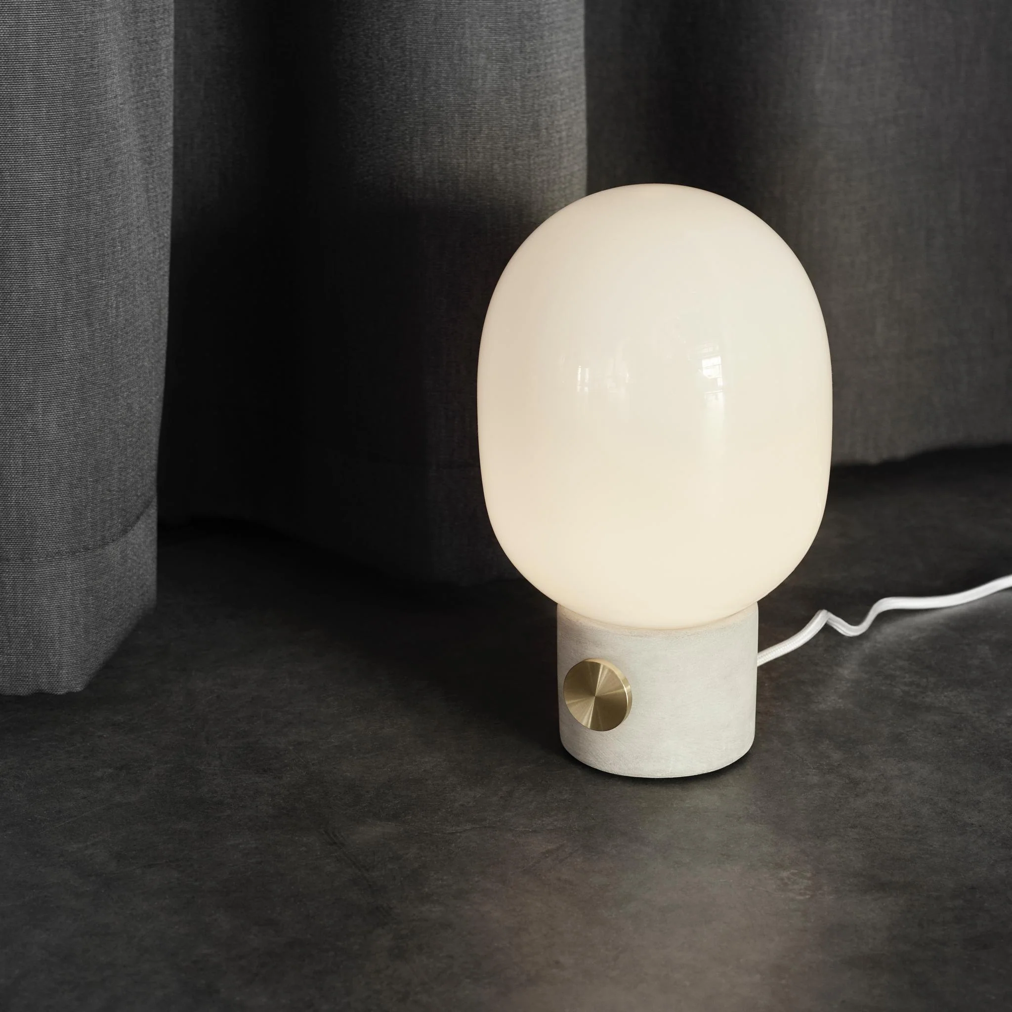 JWDA Table Lamp - Concrete by Jonas Wagell - Image 2