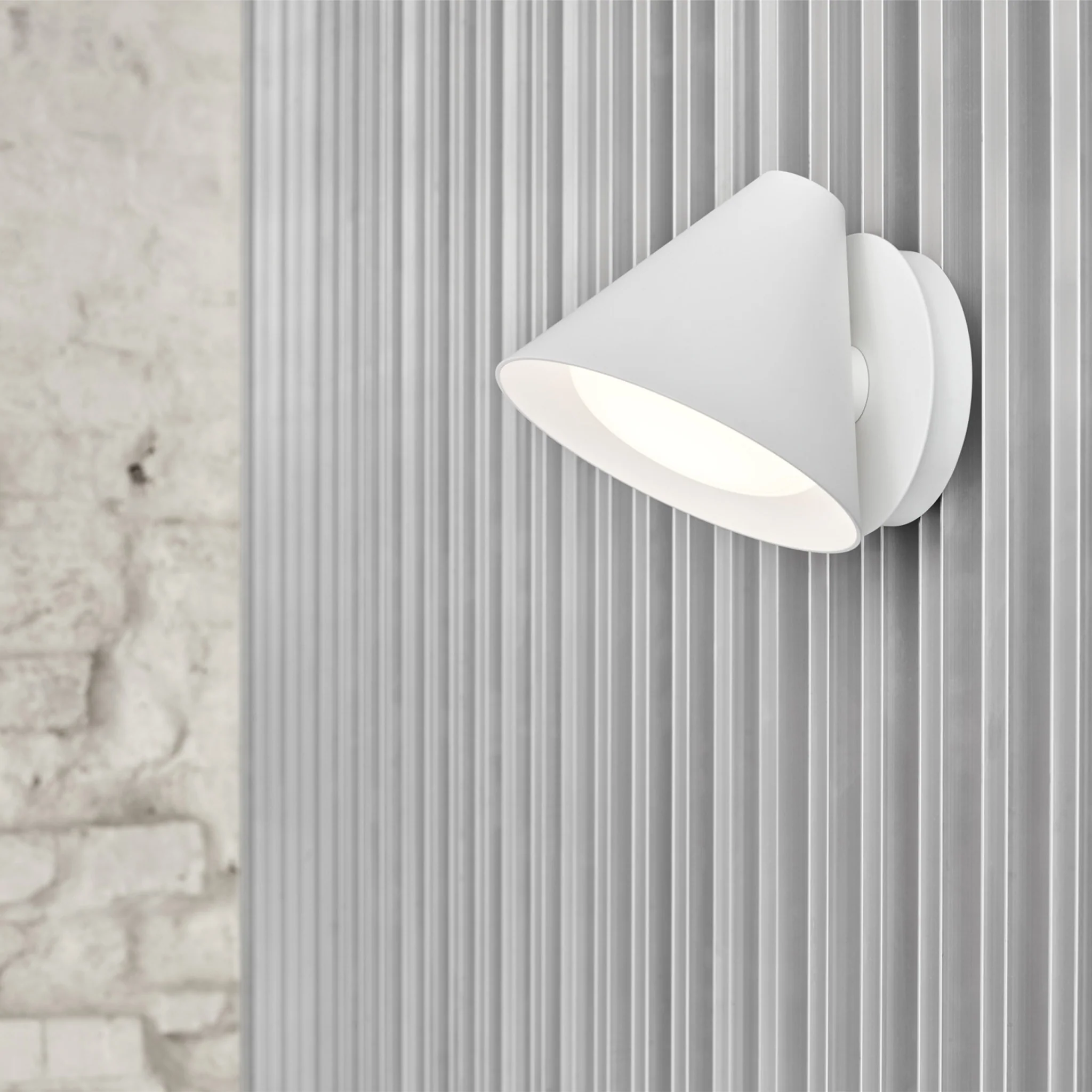 Keglen Wall Lamp - Image 3
