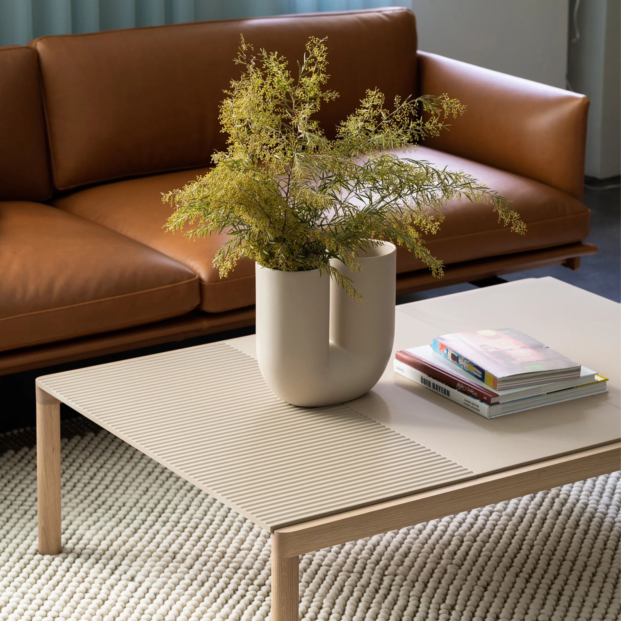 Kink Vase by Muuto - Image 2