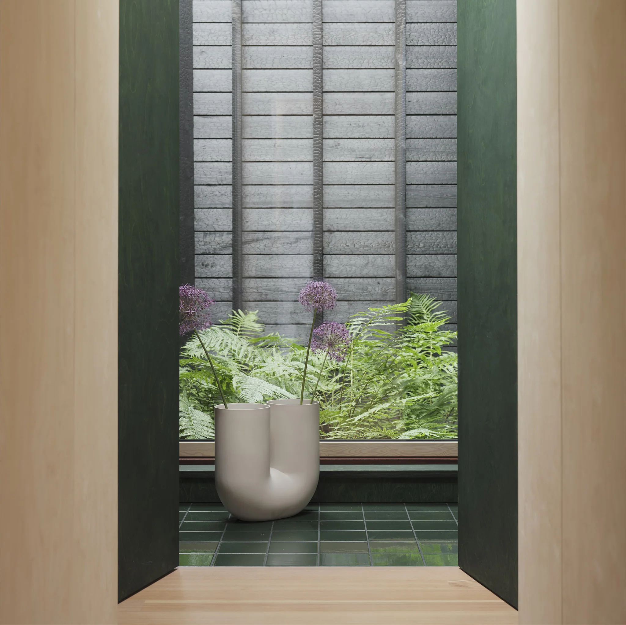 Kink Vase by Muuto - Image 3