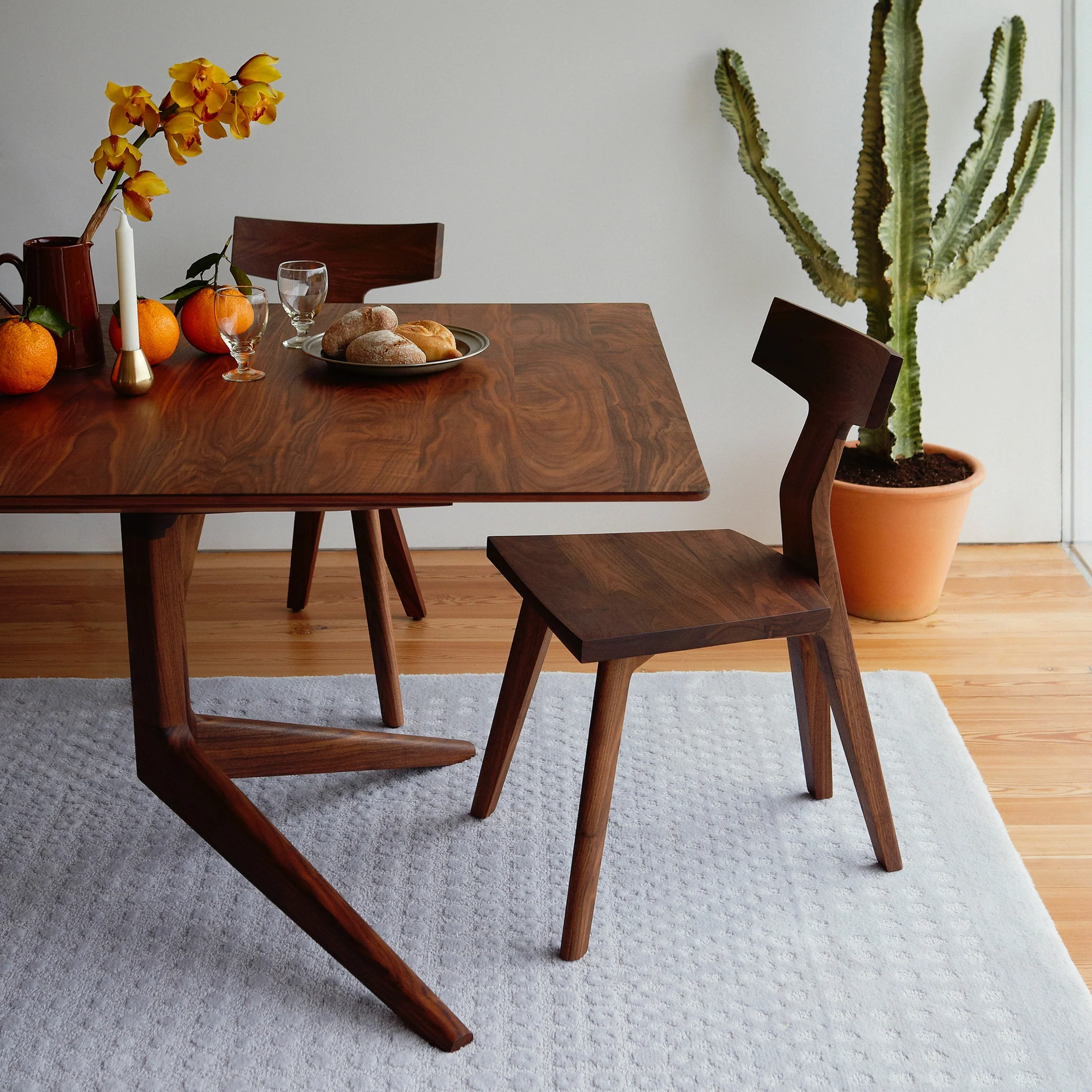Light Extending Table by Matthew Hilton - Image 3