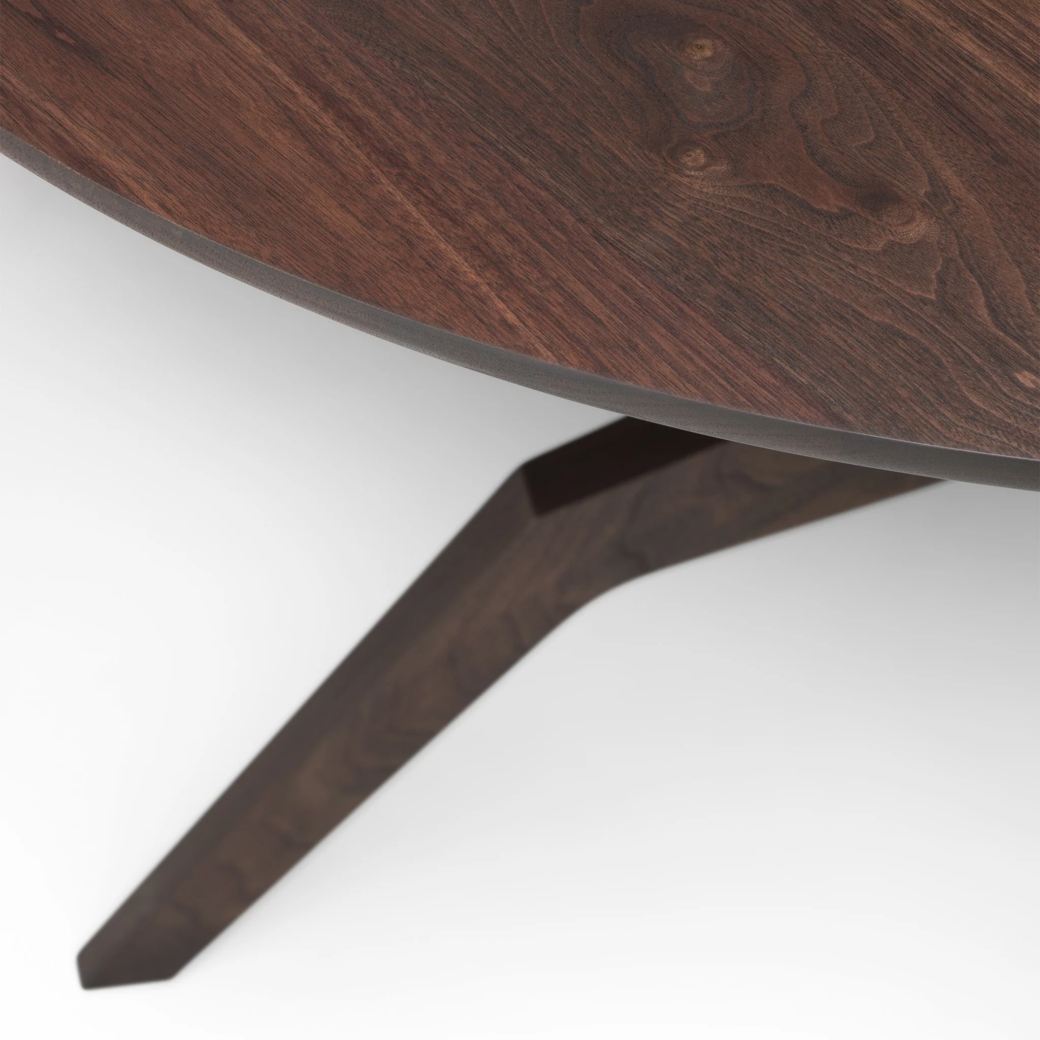 Mars Round Dining Table by Matthew Hilton - Image 3