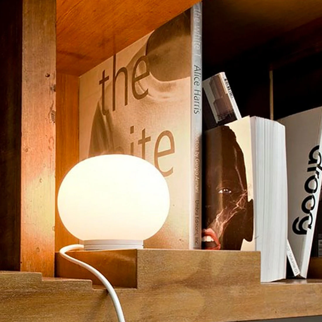 Mini Glo-Ball Table by Jasper Morrison for Flos - Image 4
