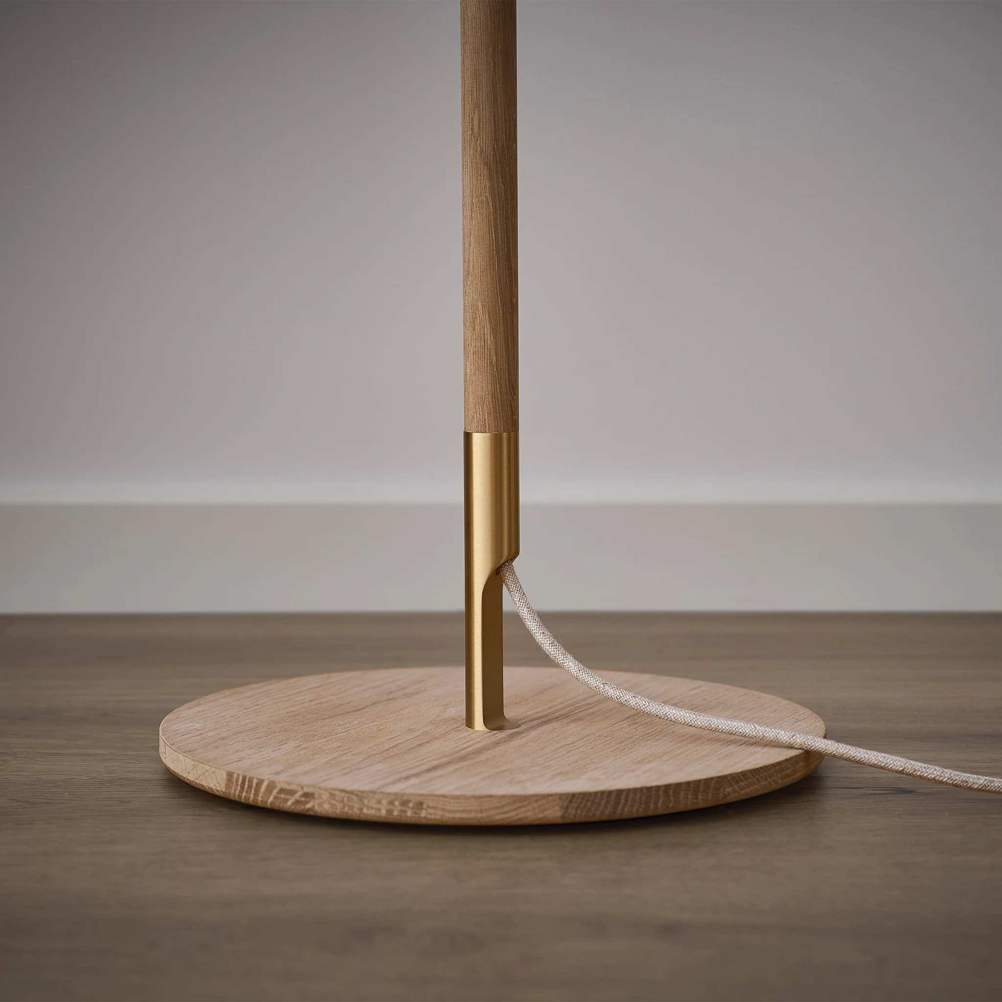 Model 328 Table Lamp By Aurélien Barbry - Image 4