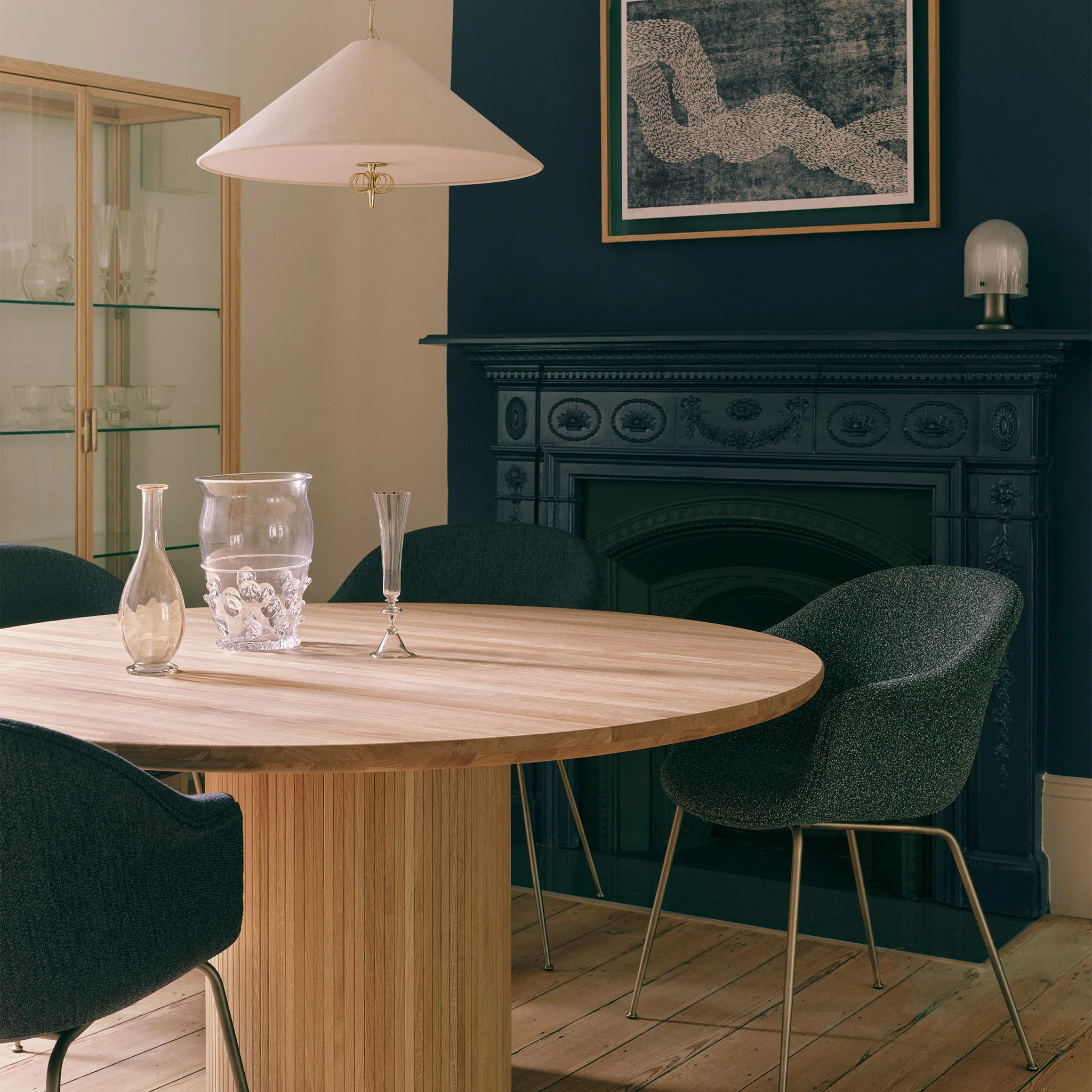 Moon Dining Table Round by Gubi - Image 5